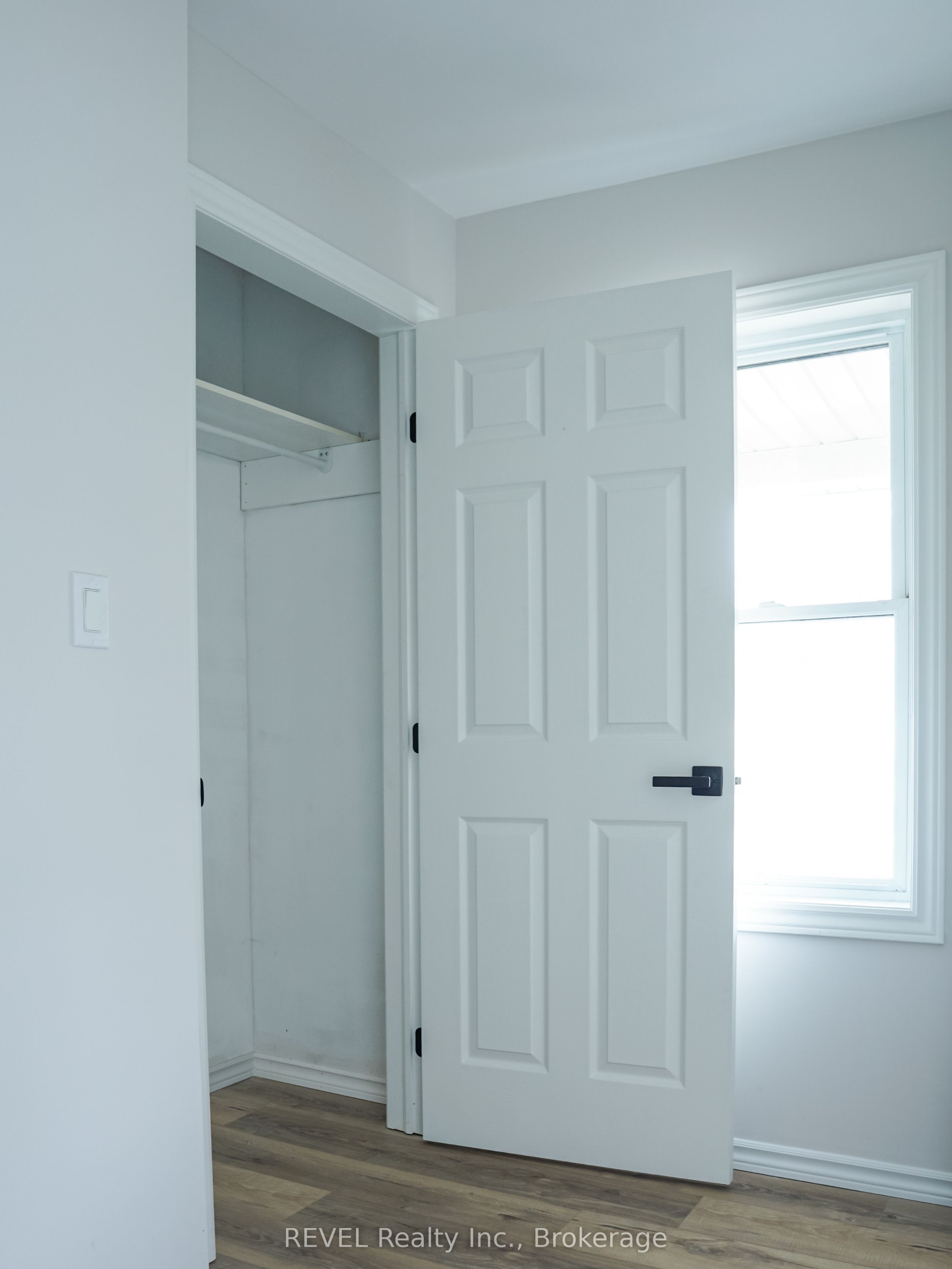 389 Glendale Avenue Property Photo 10