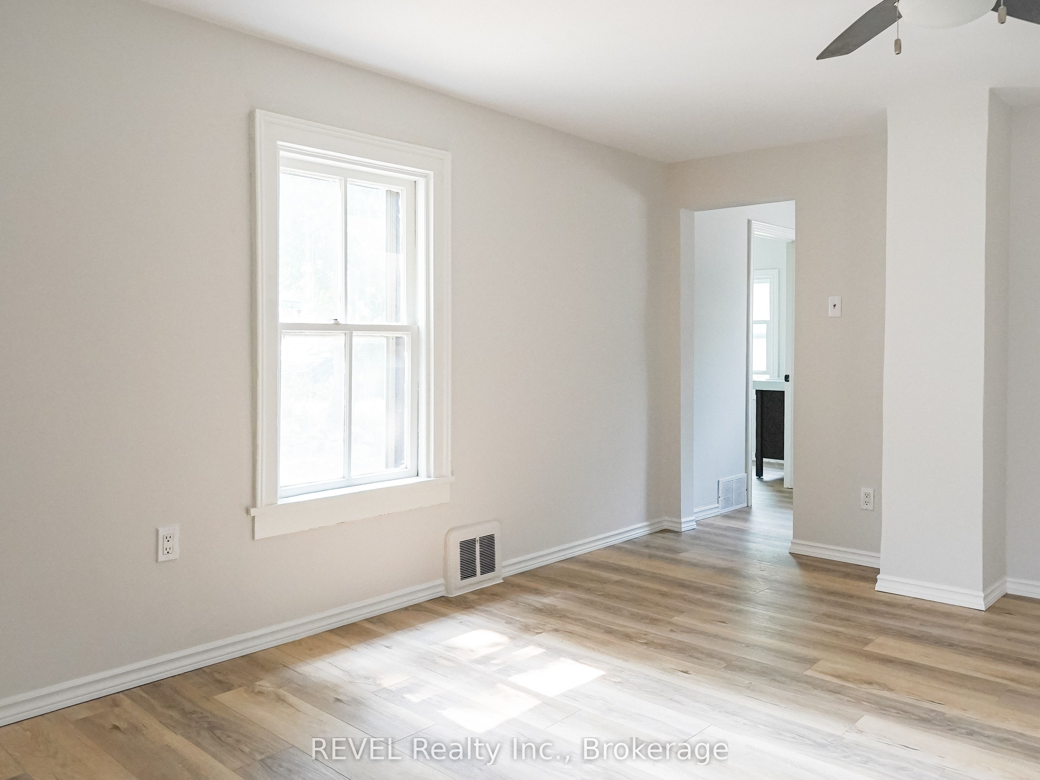 389 Glendale Avenue Property Photo 19