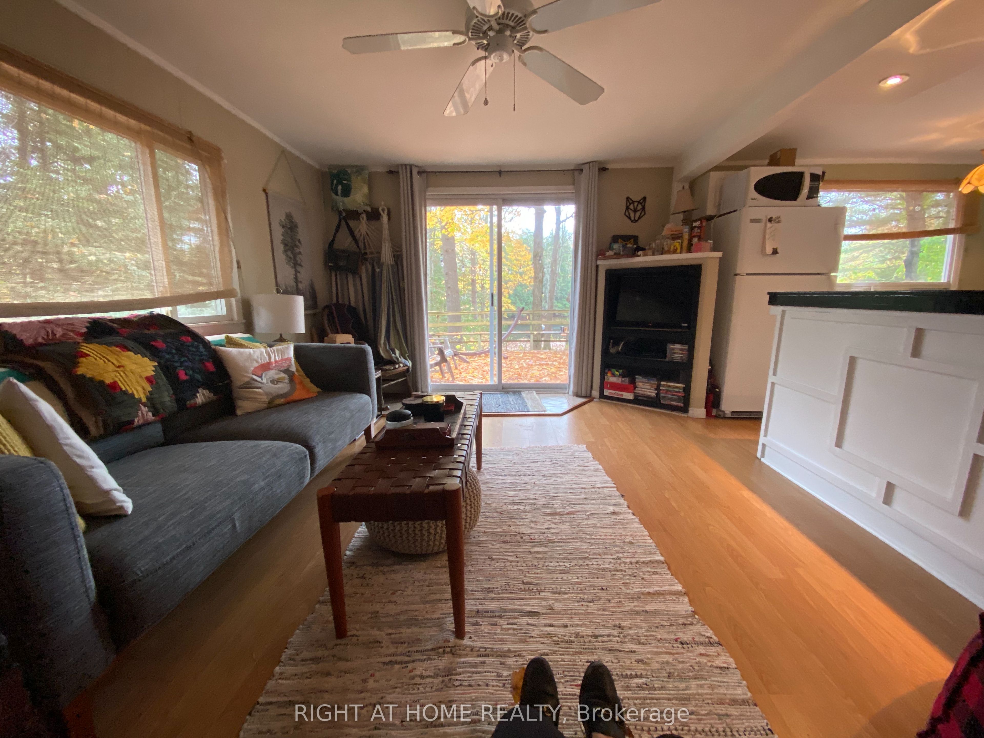 28 Baker Lane Property Photo 5