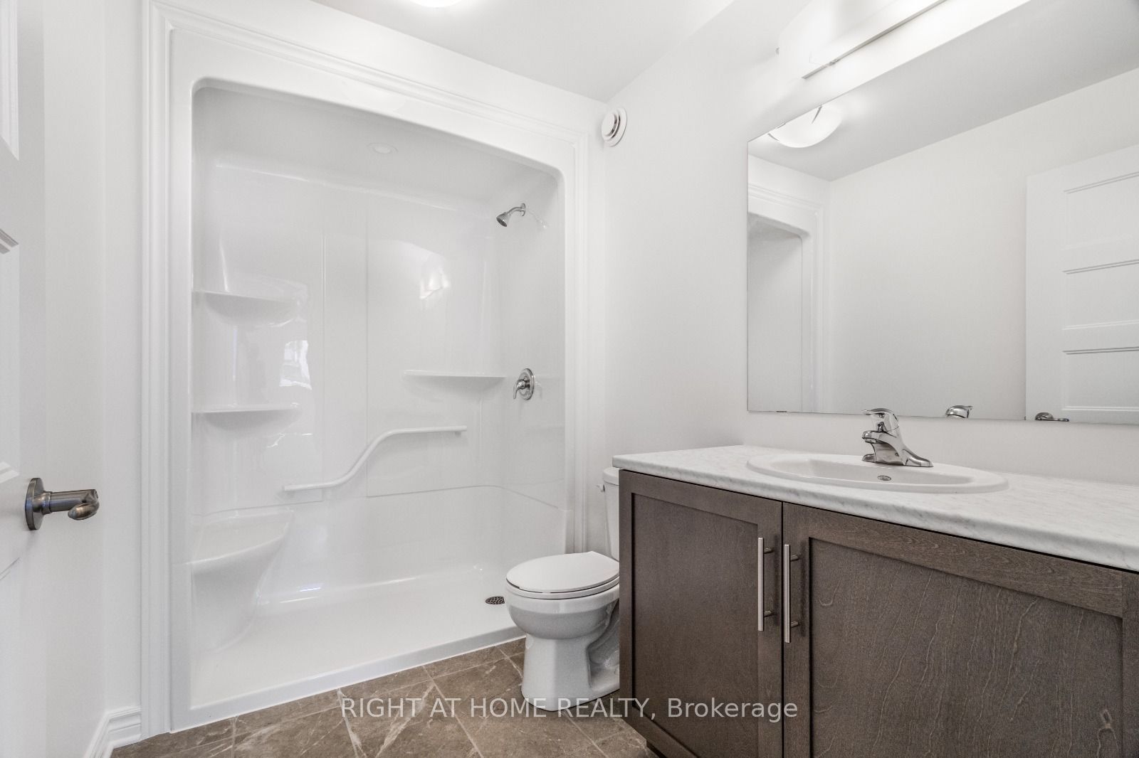 27 Yade Road Property Photo 12