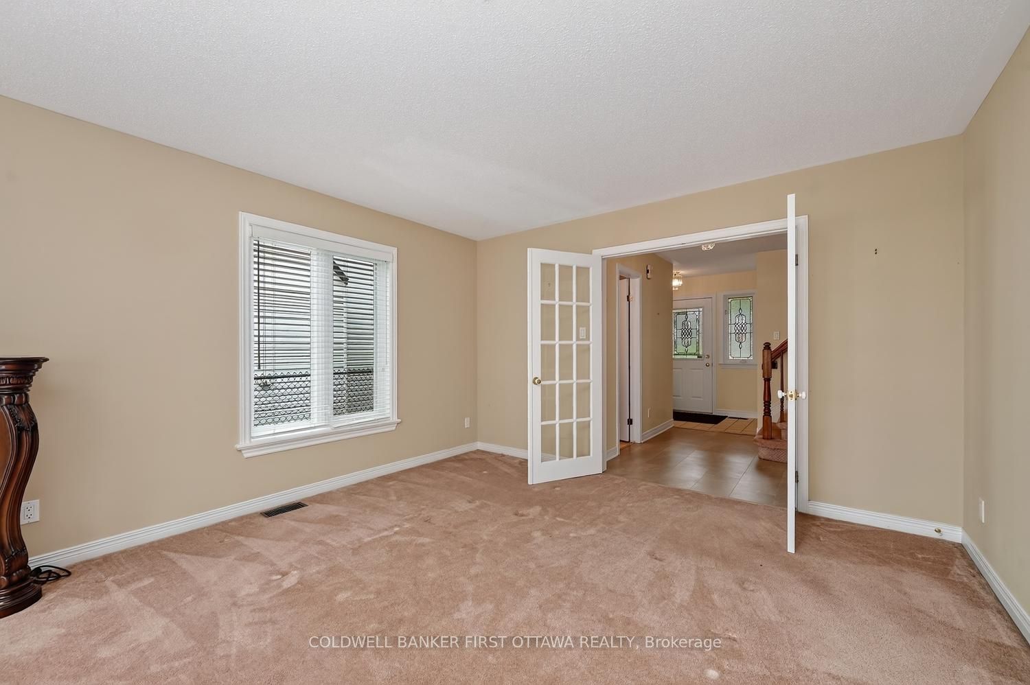 30 Rideaucrest Drive Property Photo 6