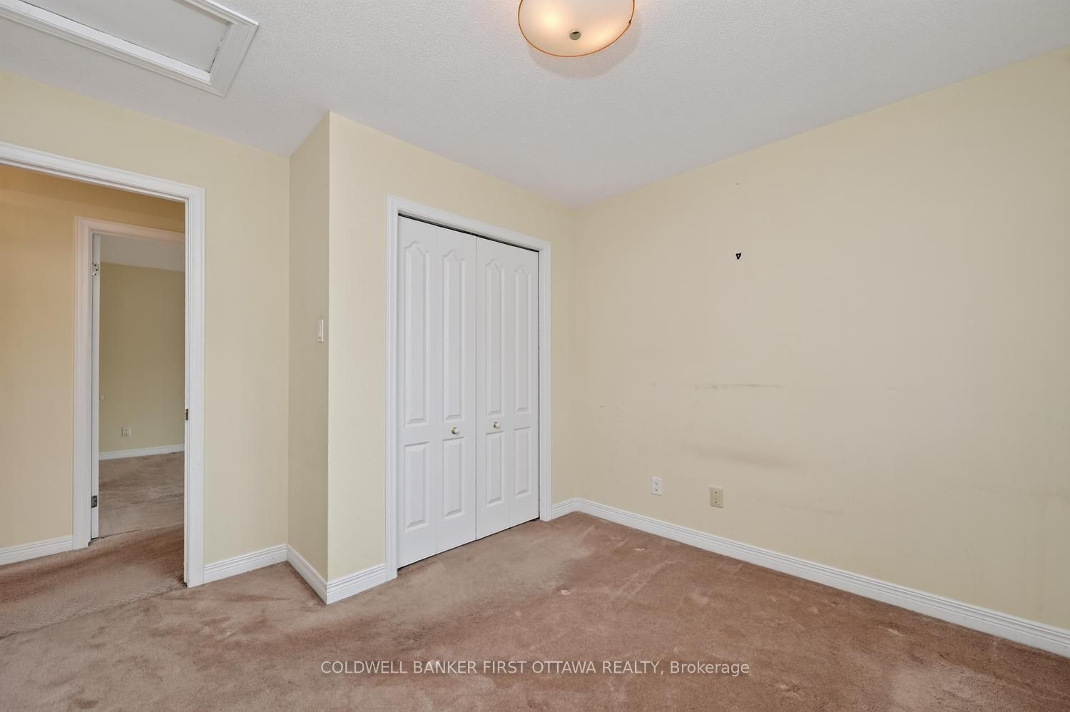 30 Rideaucrest Drive Property Photo 26