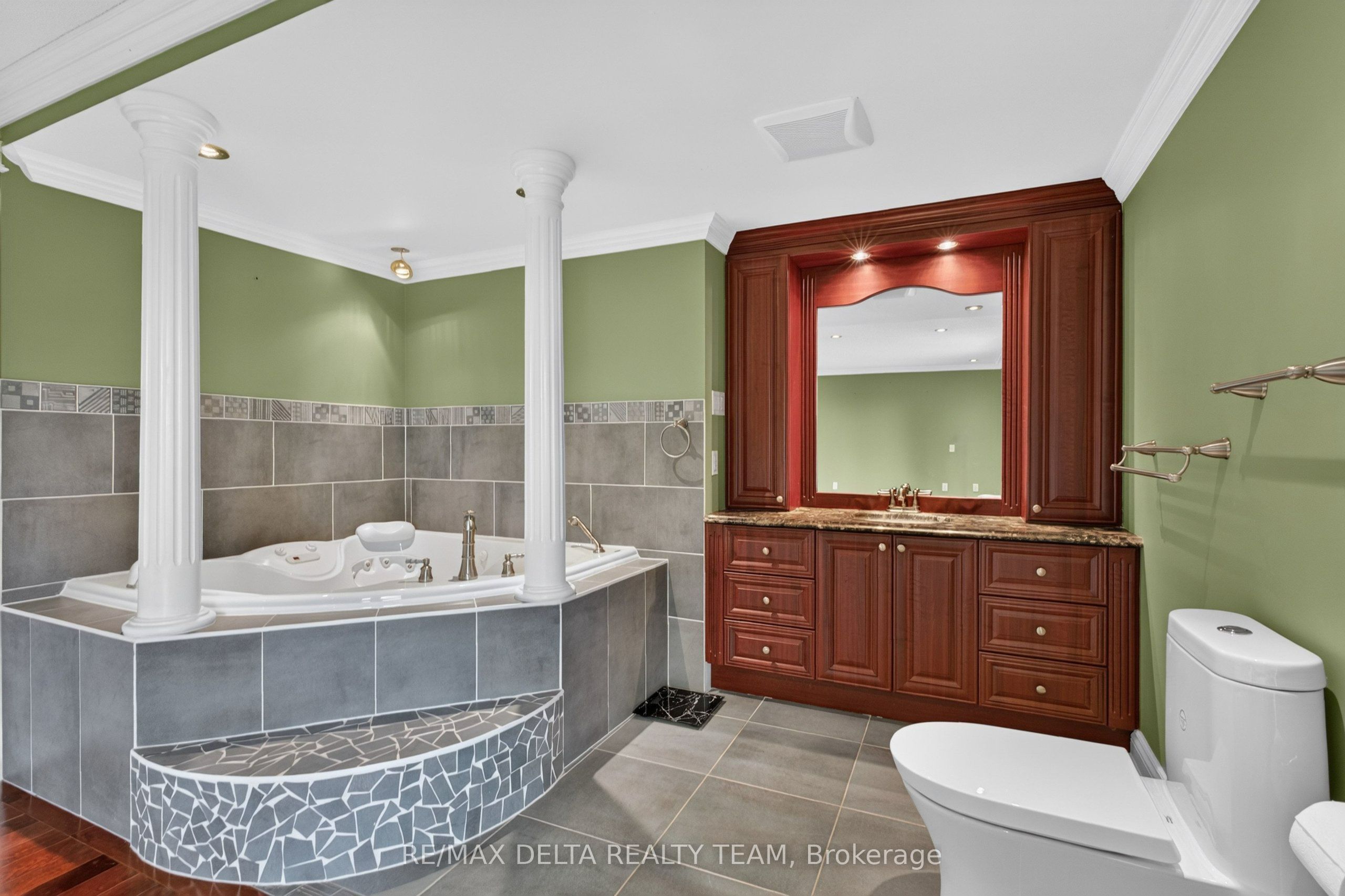 1821 Ch Bercier Road Property Photo 26