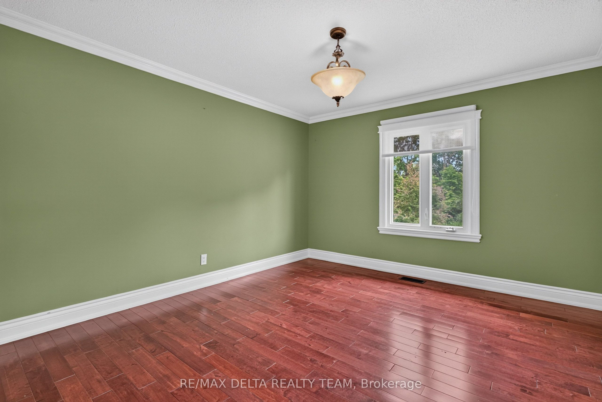 1821 Ch Bercier Road Property Photo 29