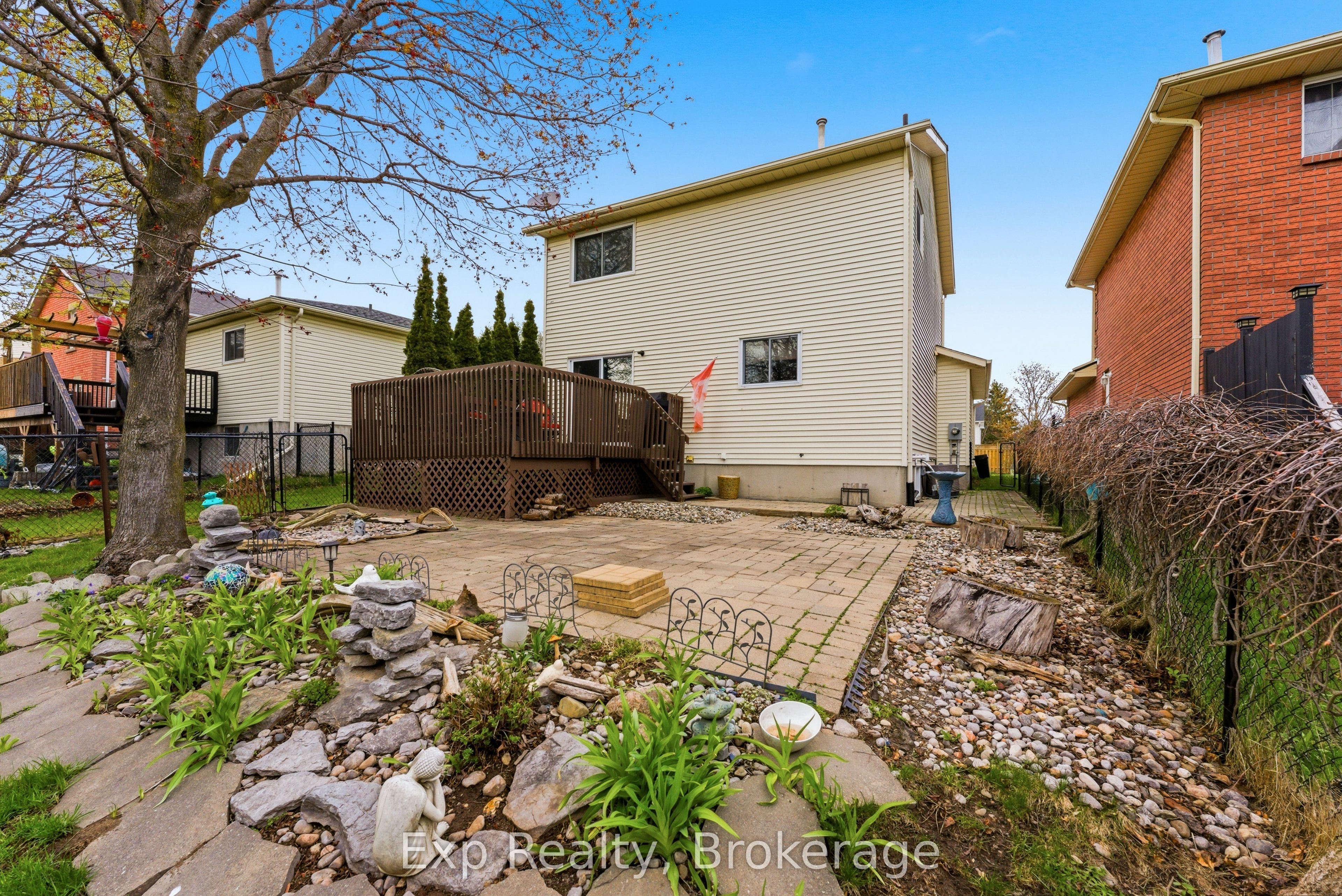 39 Sherwood Crescent Property Photo 35