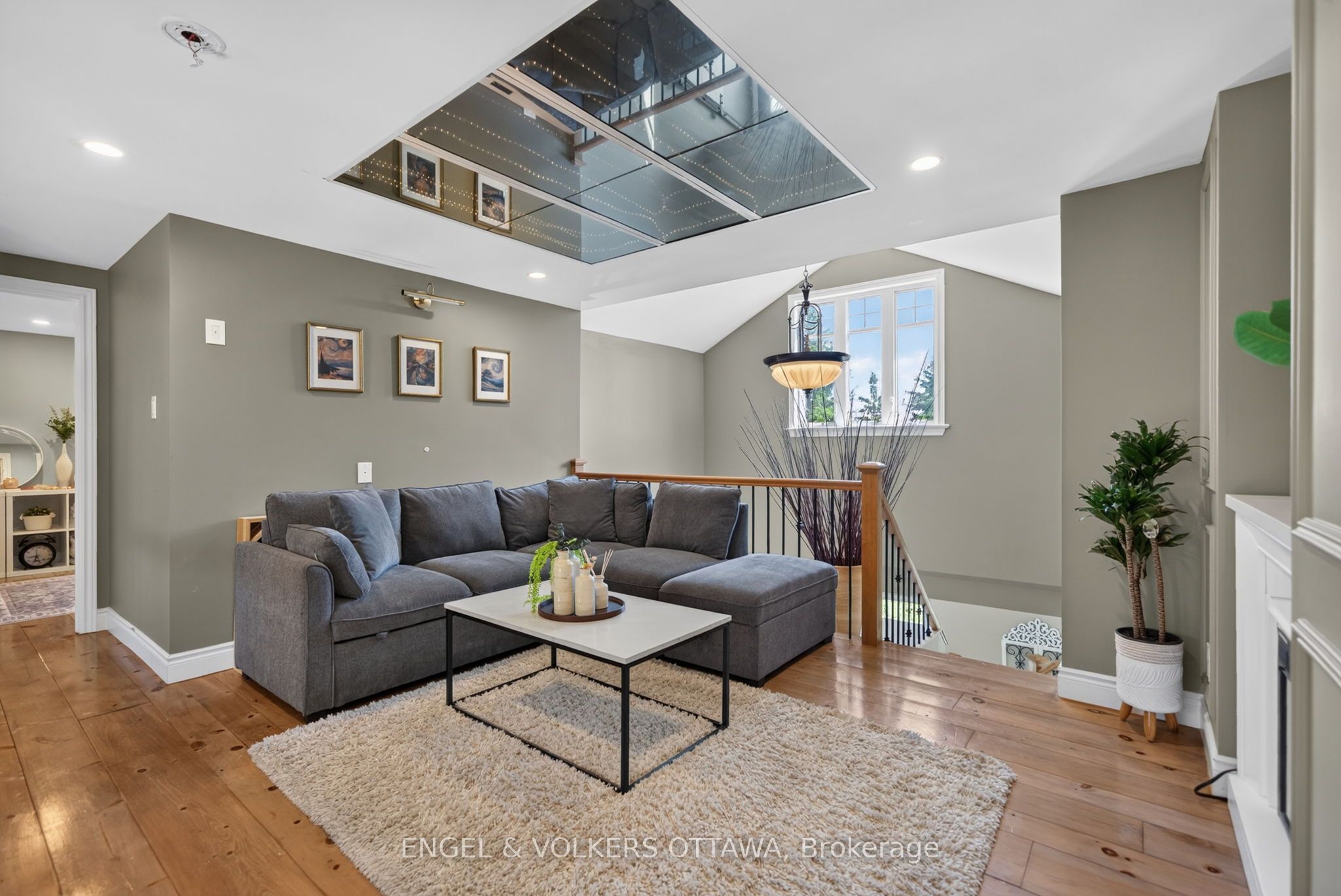 6881 Sparkling Lake Way Property Photo 34