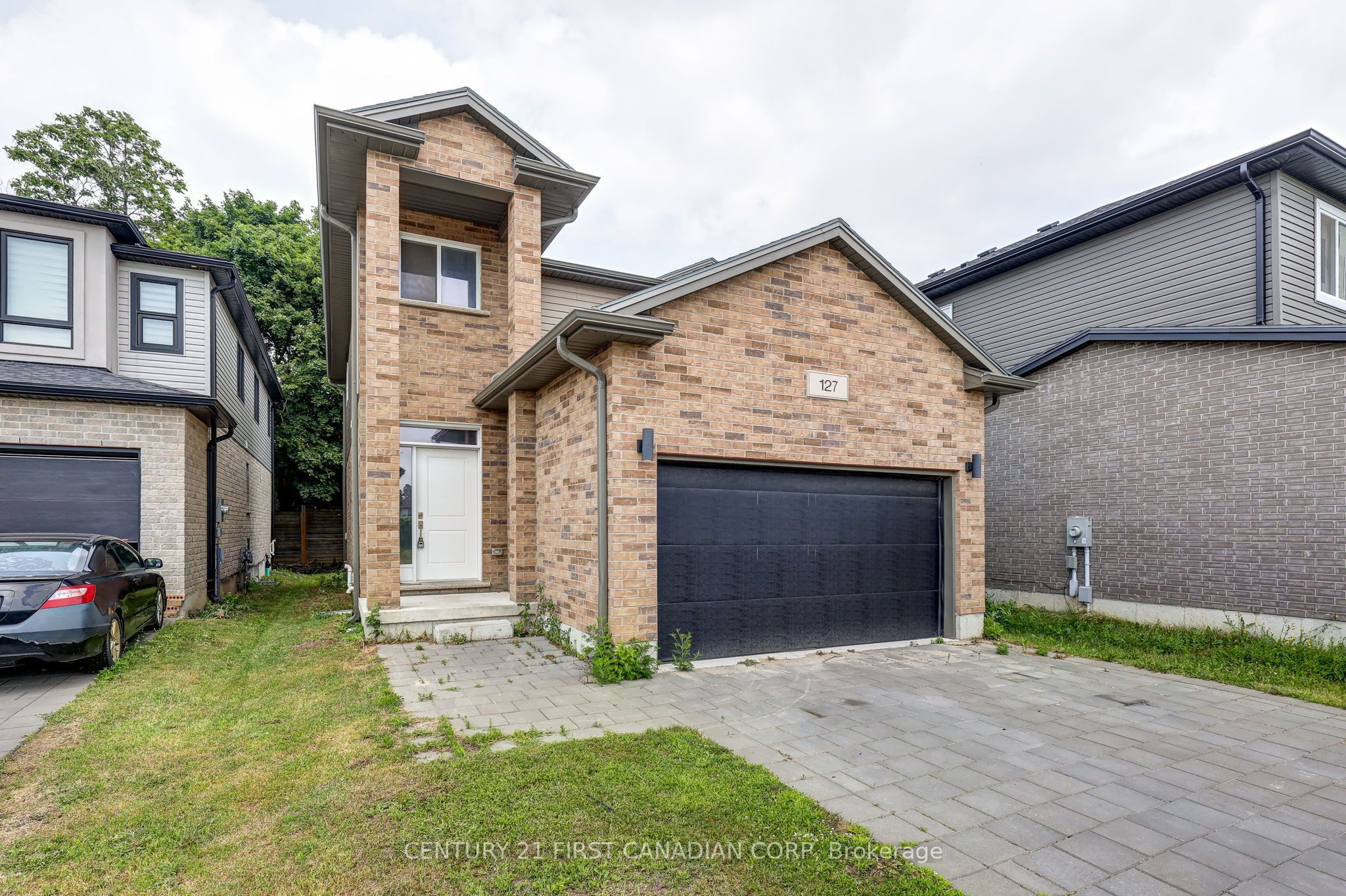 127 Marconi Court Property Photo 6