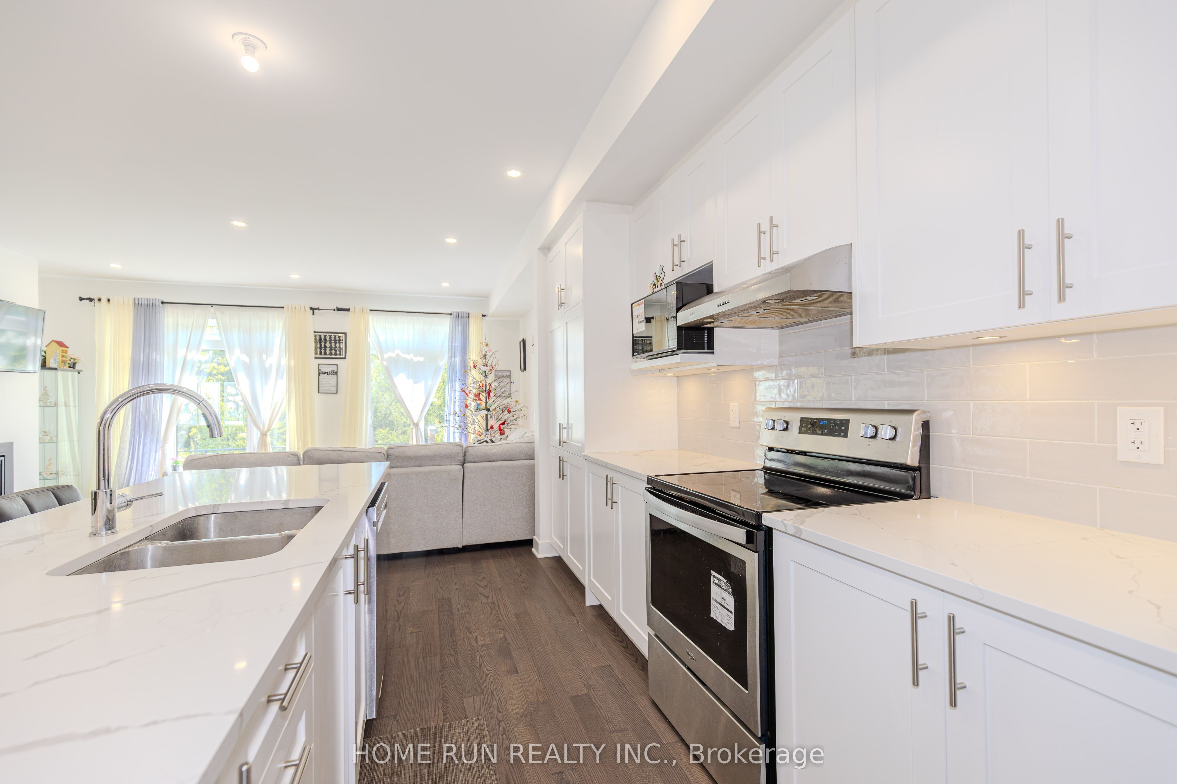 206 Bristol Crescent Property Photo 13