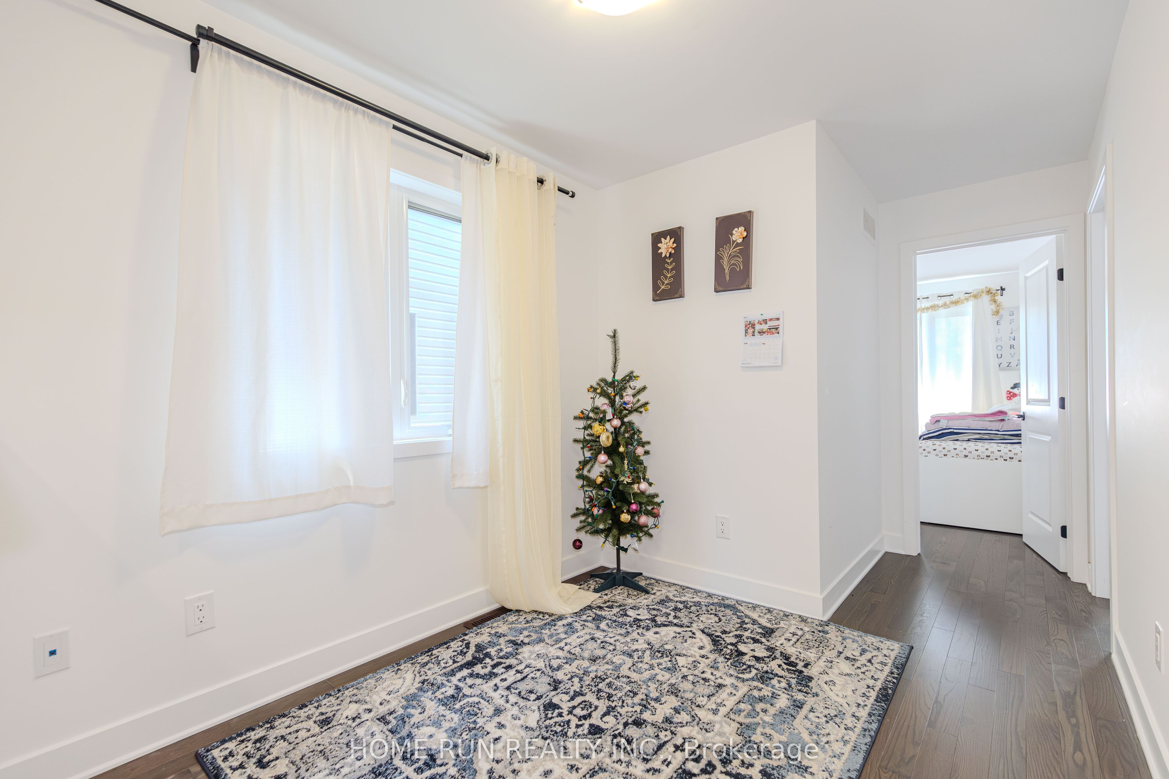 206 Bristol Crescent Property Photo 36