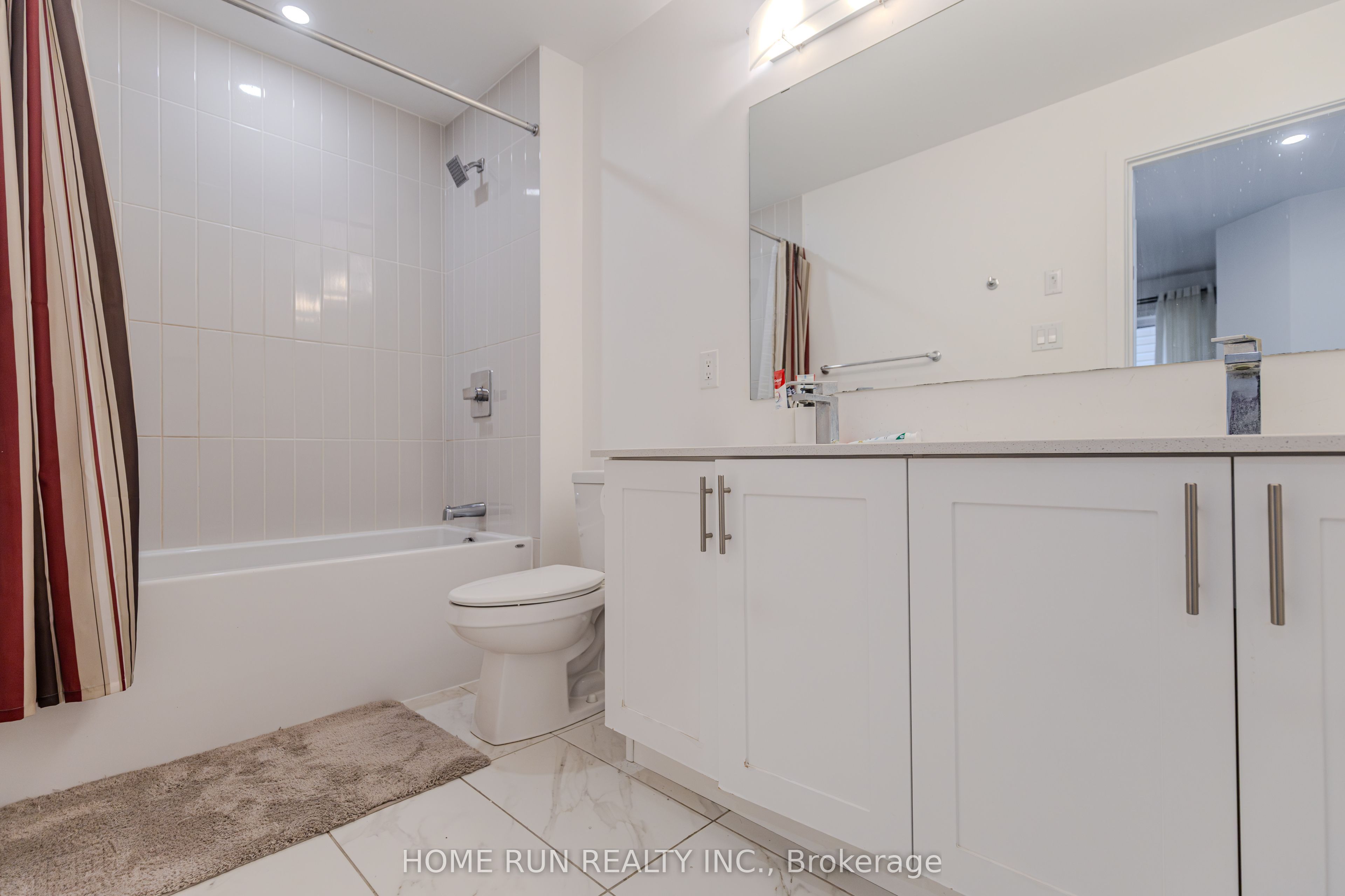 206 Bristol Crescent Property Photo 38