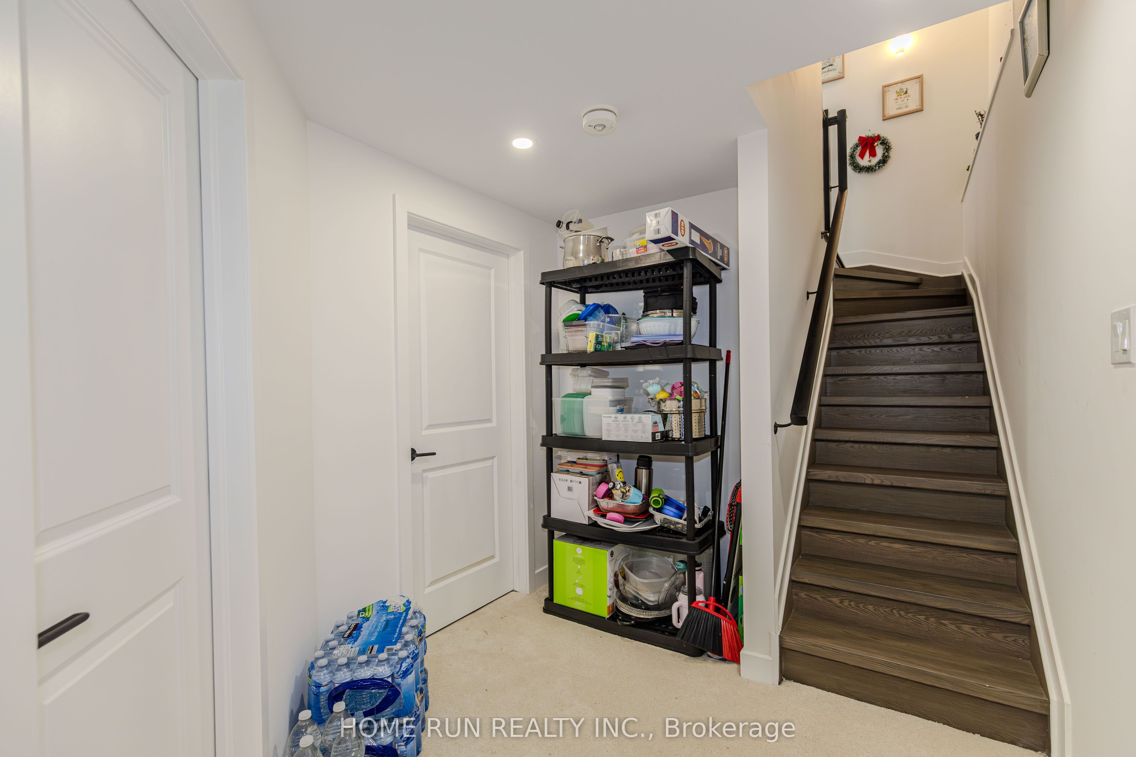 206 Bristol Crescent Property Photo 40