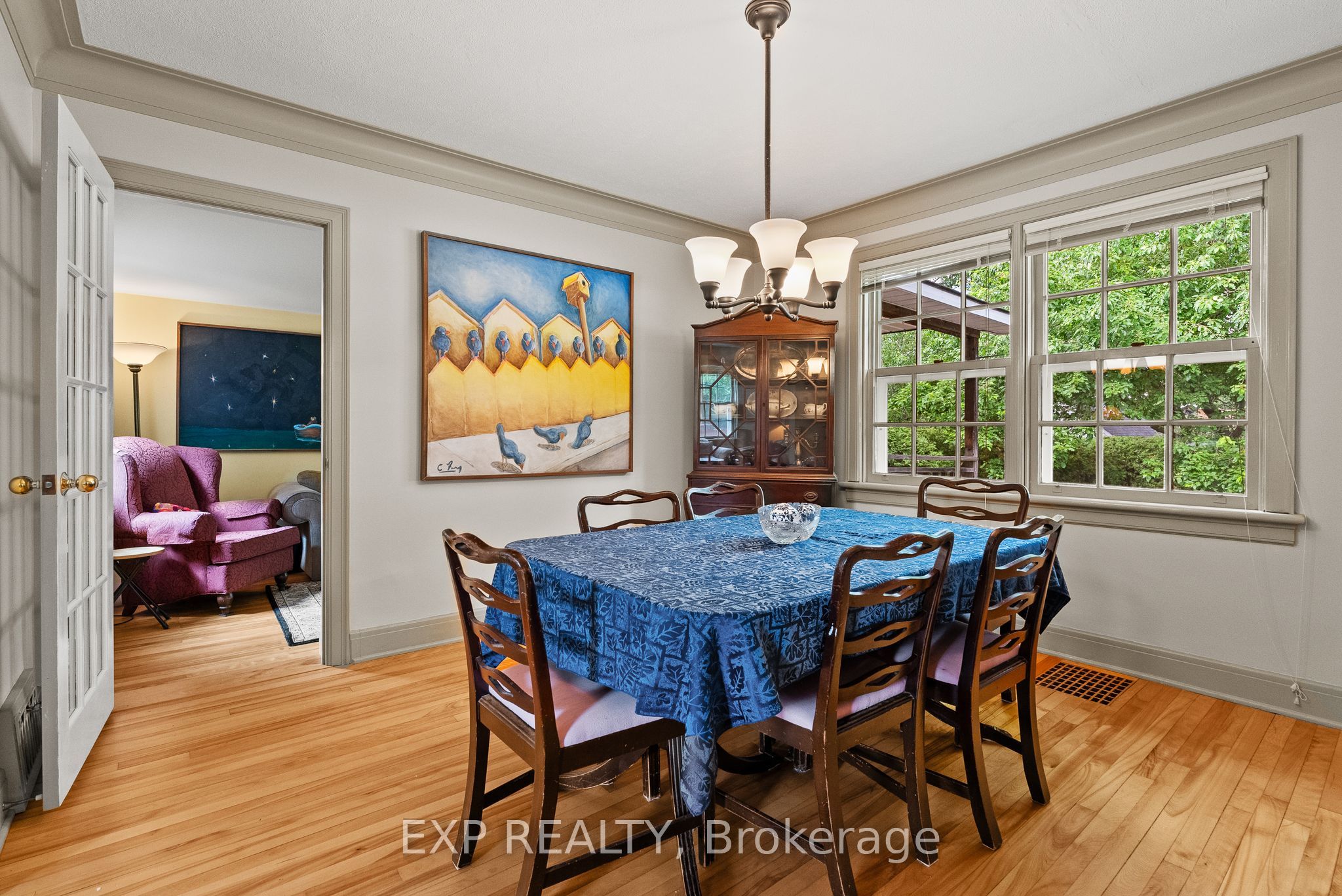 579 Broadview Avenue Property Photo 14