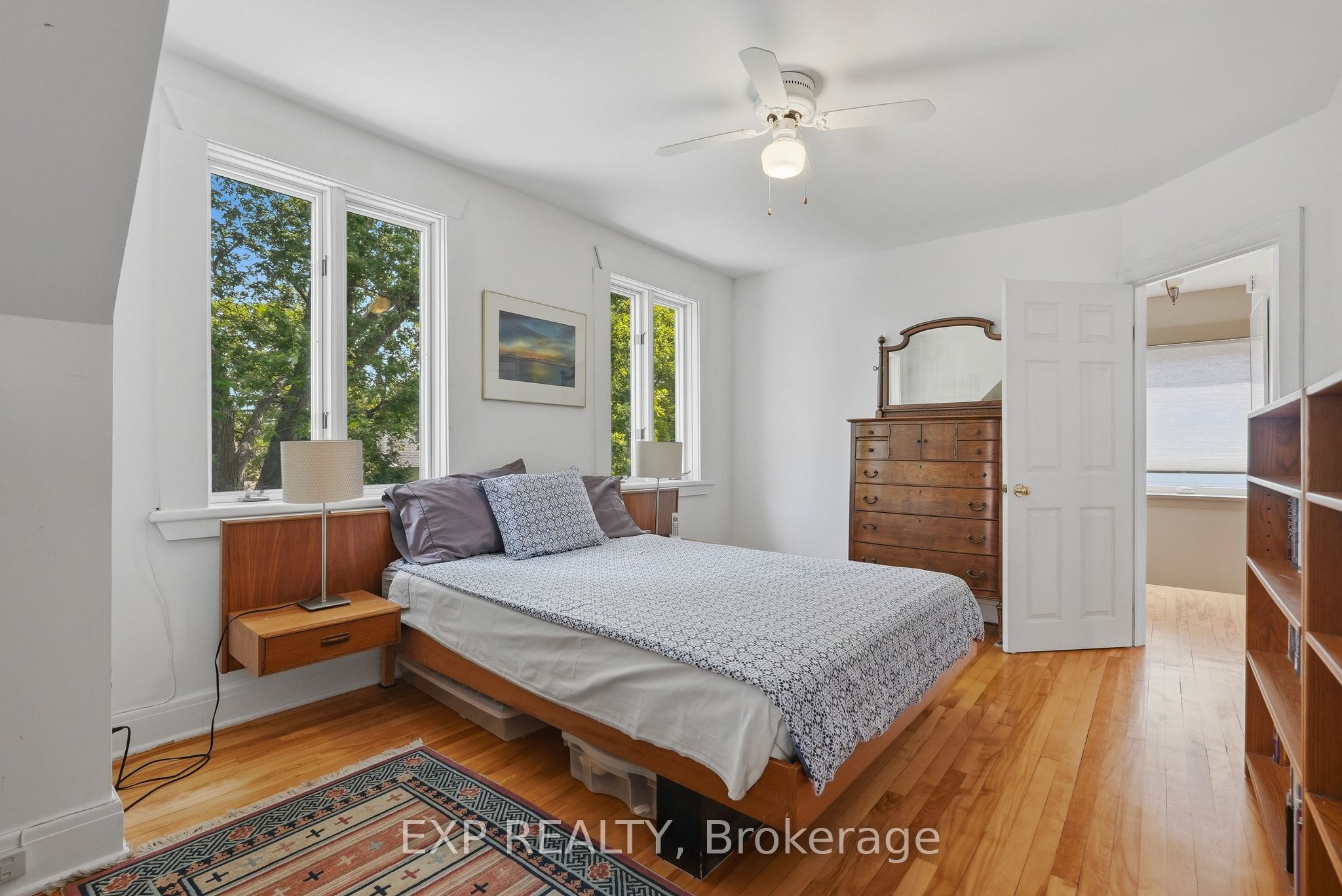 579 Broadview Avenue Property Photo 20