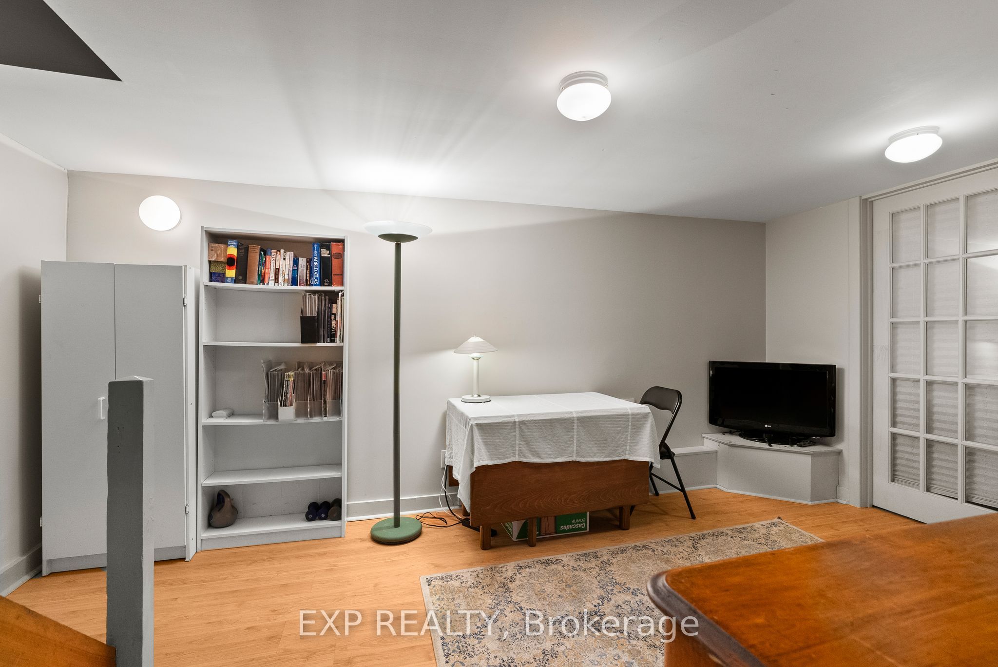 579 Broadview Avenue Property Photo 29
