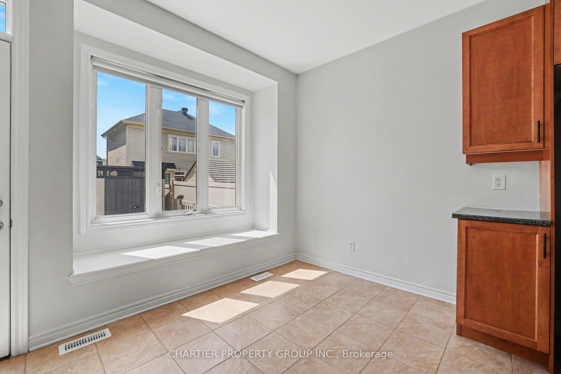 3442 River Run Avenue Property Photo 14