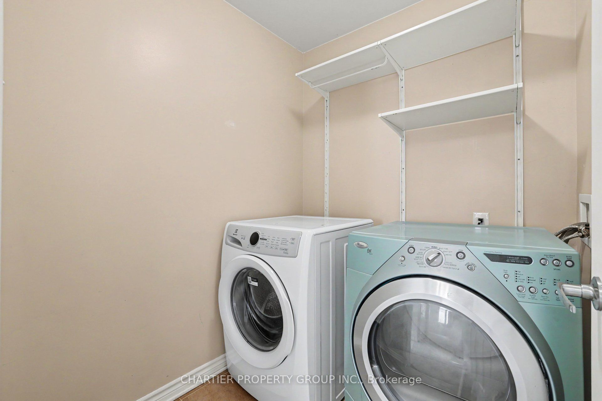 3442 River Run Avenue Property Photo 19