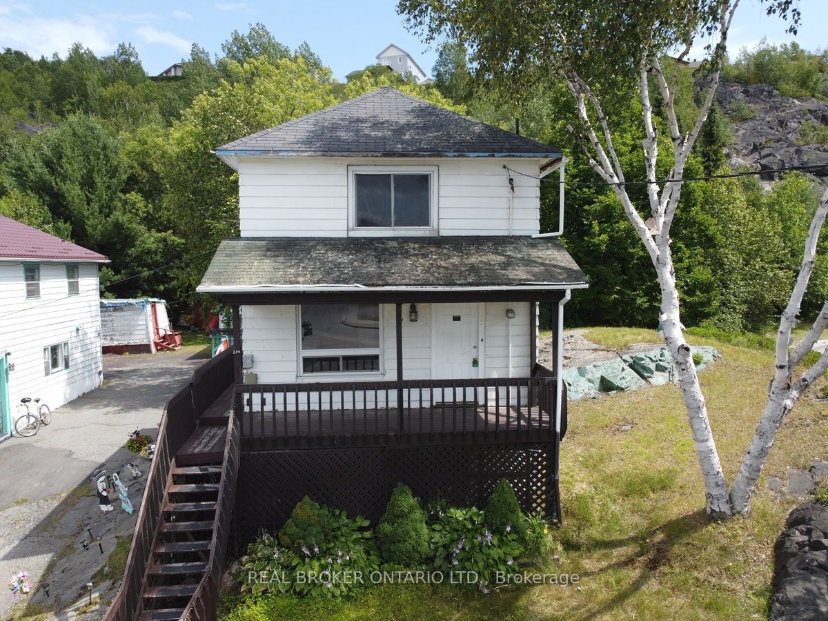 236 Mountain Street Property Photo 13