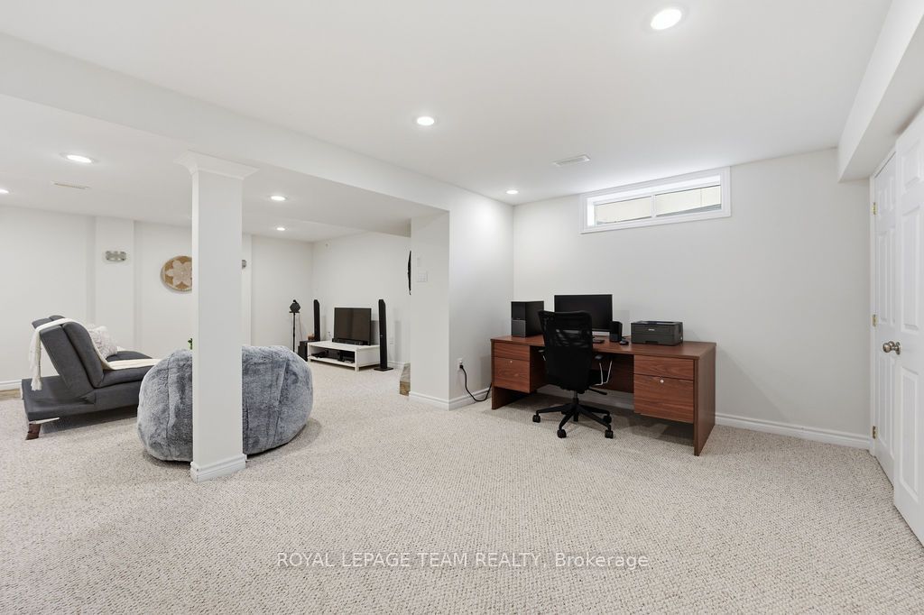 13 Riverstone Drive Property Photo 36