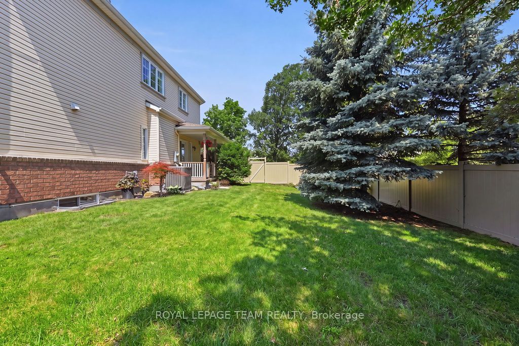 13 Riverstone Drive Property Photo 45