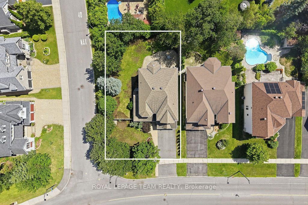 13 Riverstone Drive Property Photo 48