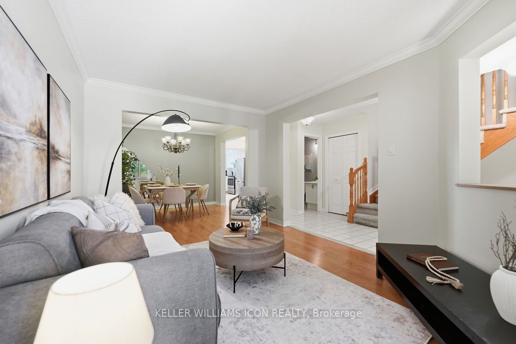 15 Locheland Crescent Property Photo 6