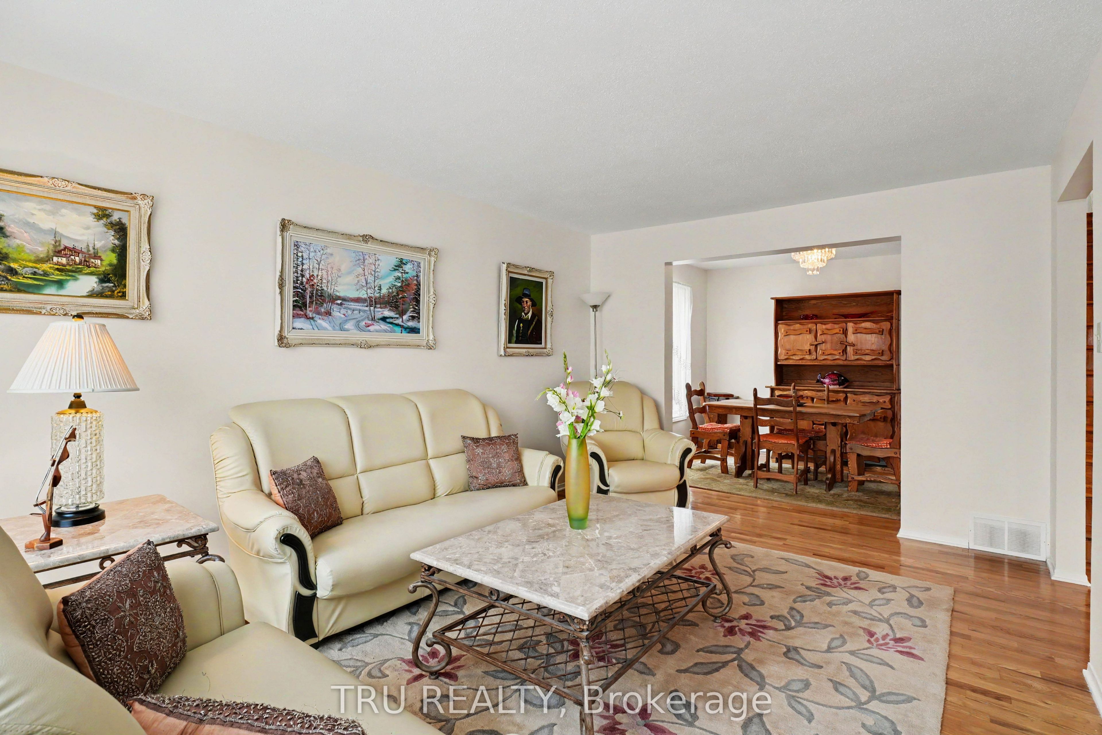 606 Chenier Way Property Photo 6