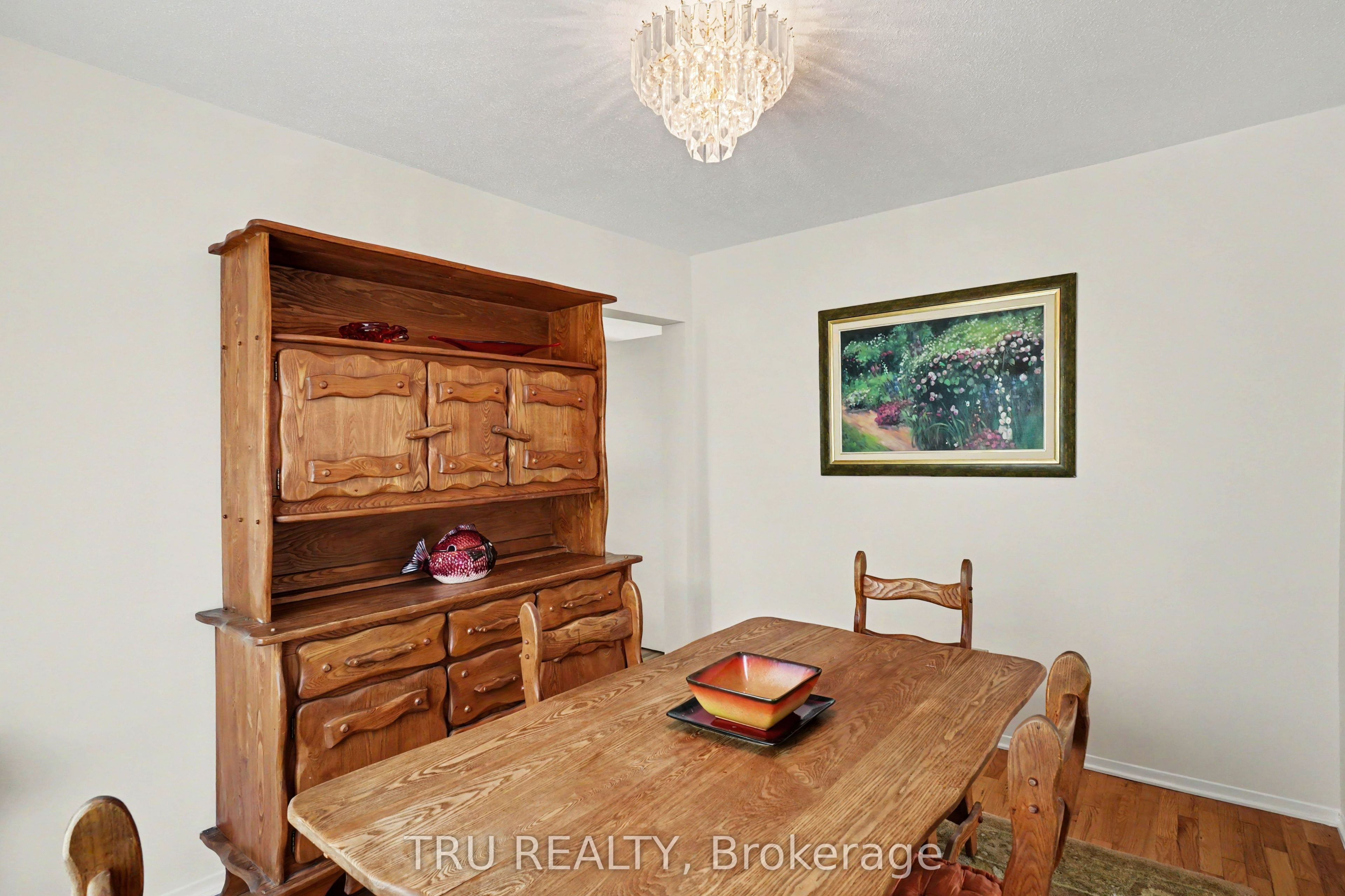 606 Chenier Way Property Photo 8