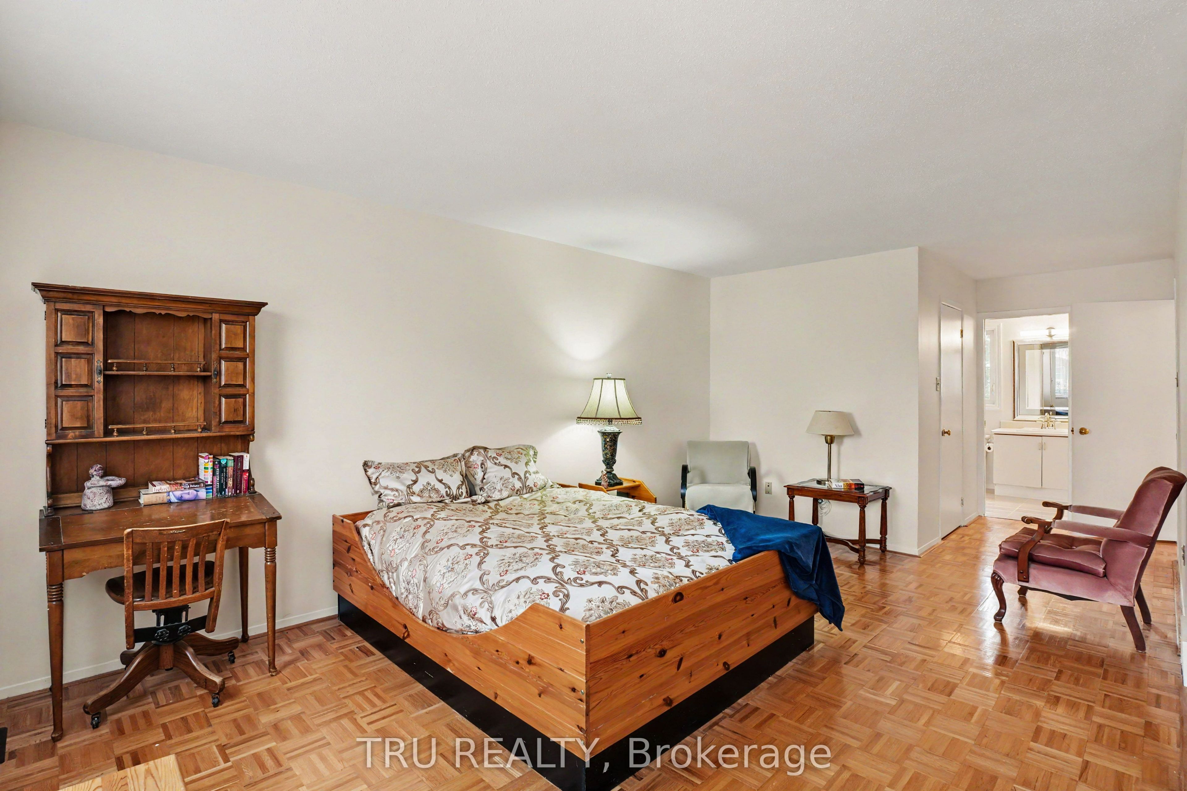 606 Chenier Way Property Photo 16