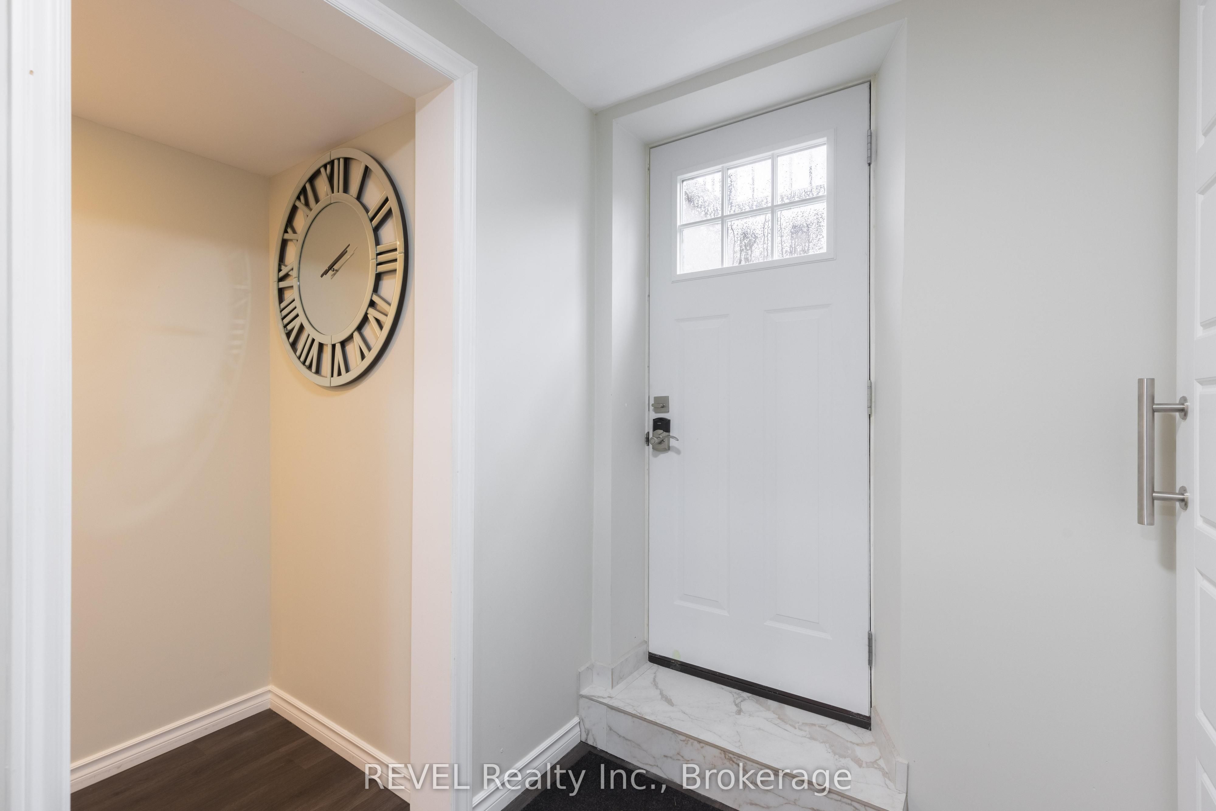 7819 Pender Street Property Photo 33