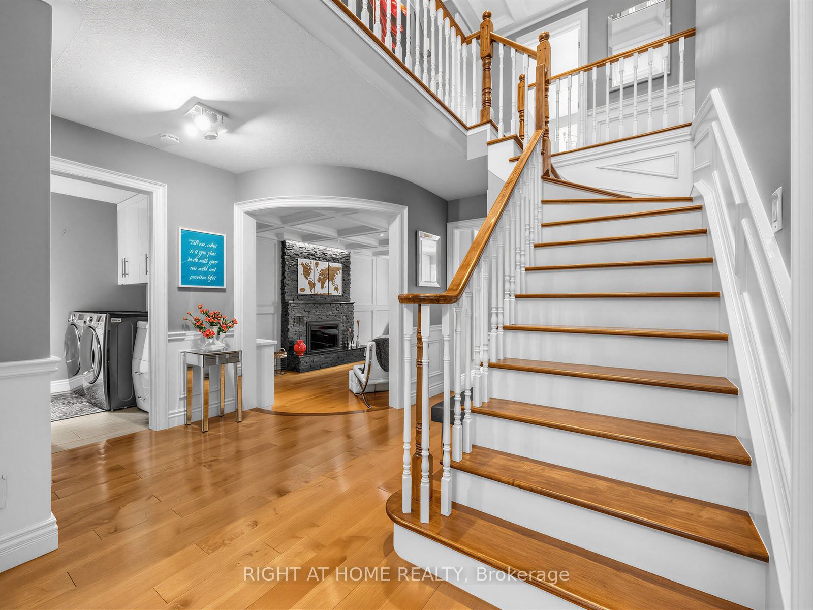 608 Highvalley Road Property Photo 6