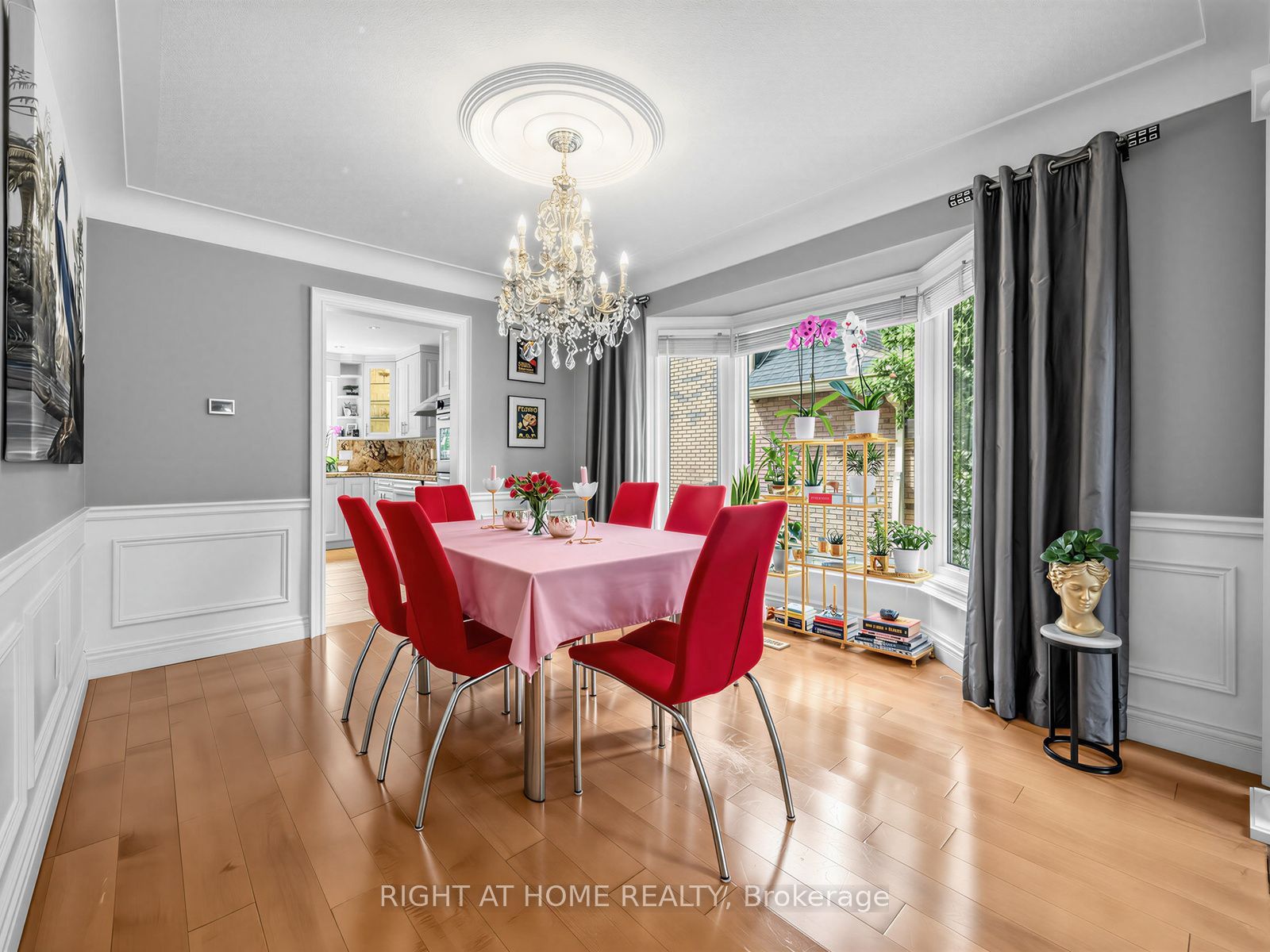 608 Highvalley Road Property Photo 9