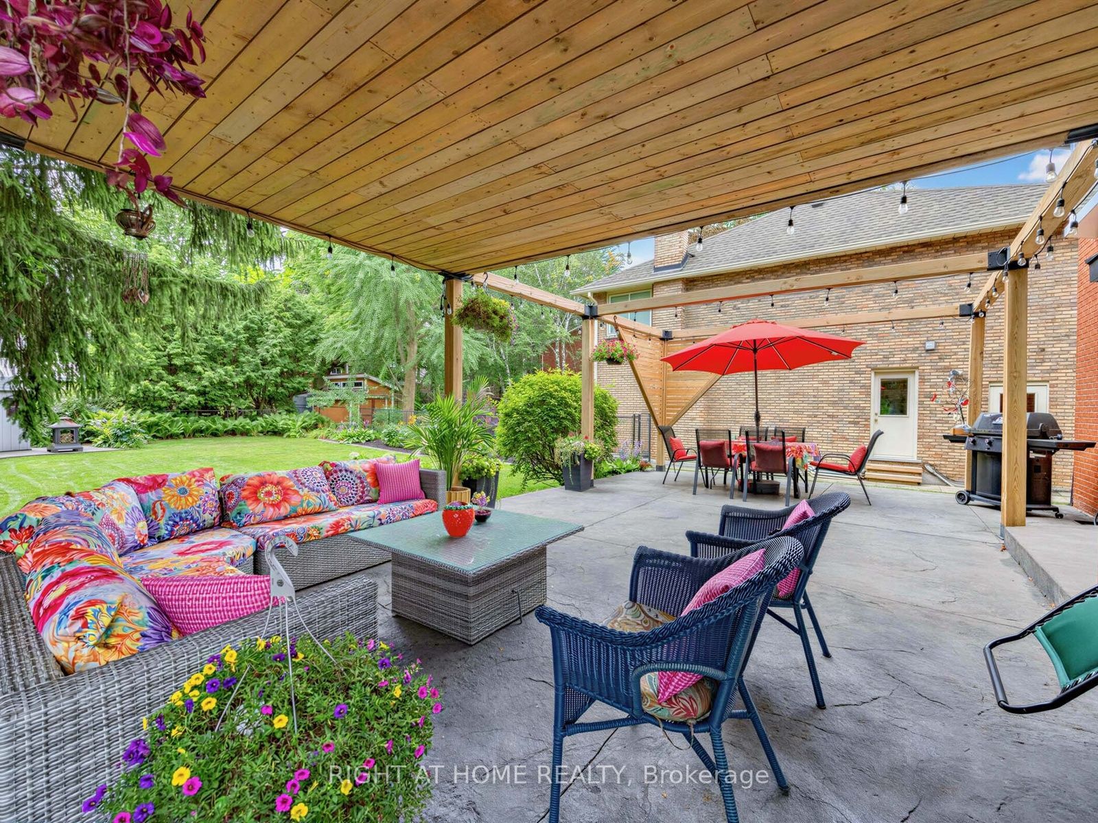 608 Highvalley Road Property Photo 37