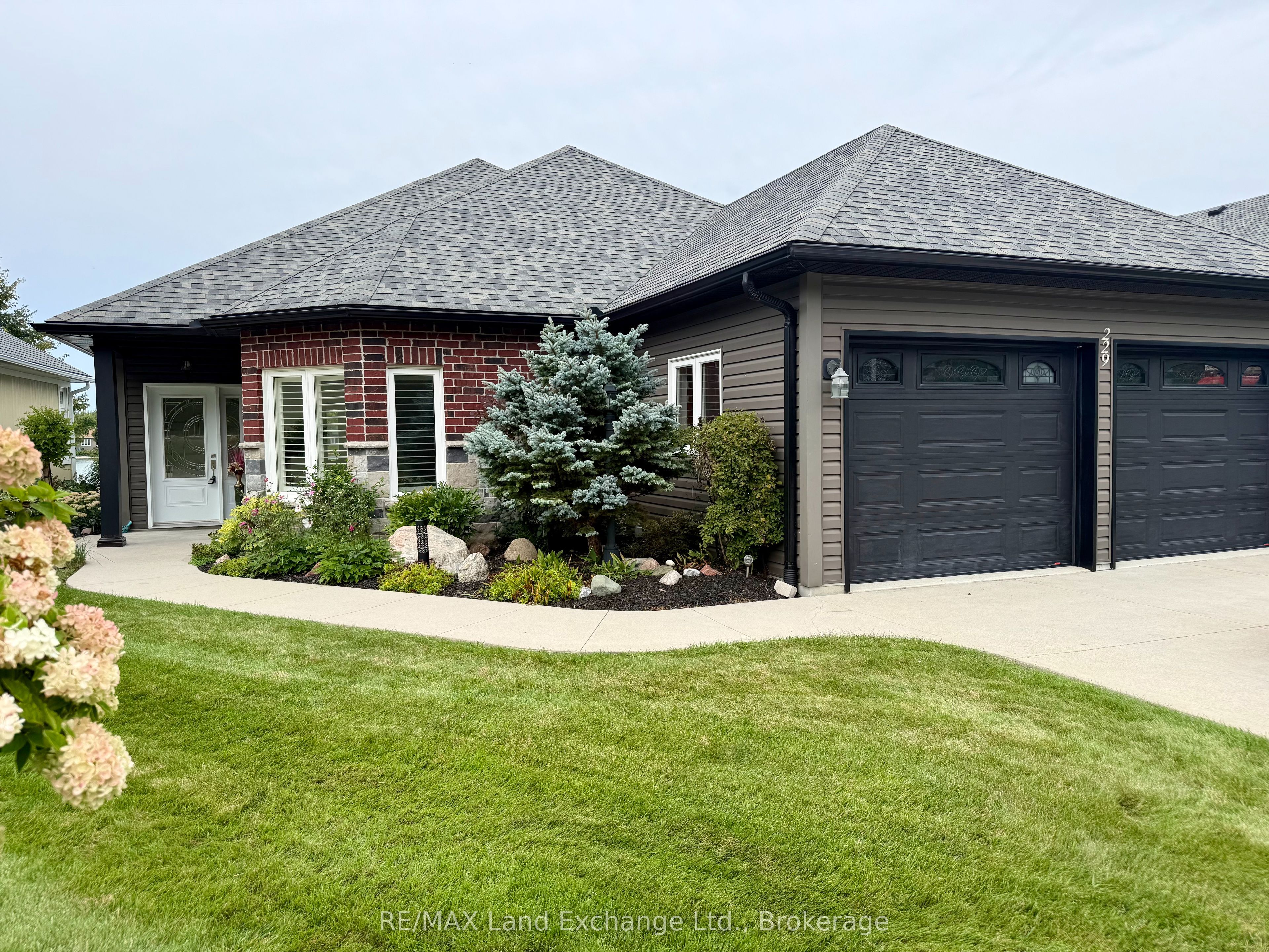 229 Carloway Trail Property Photo 1