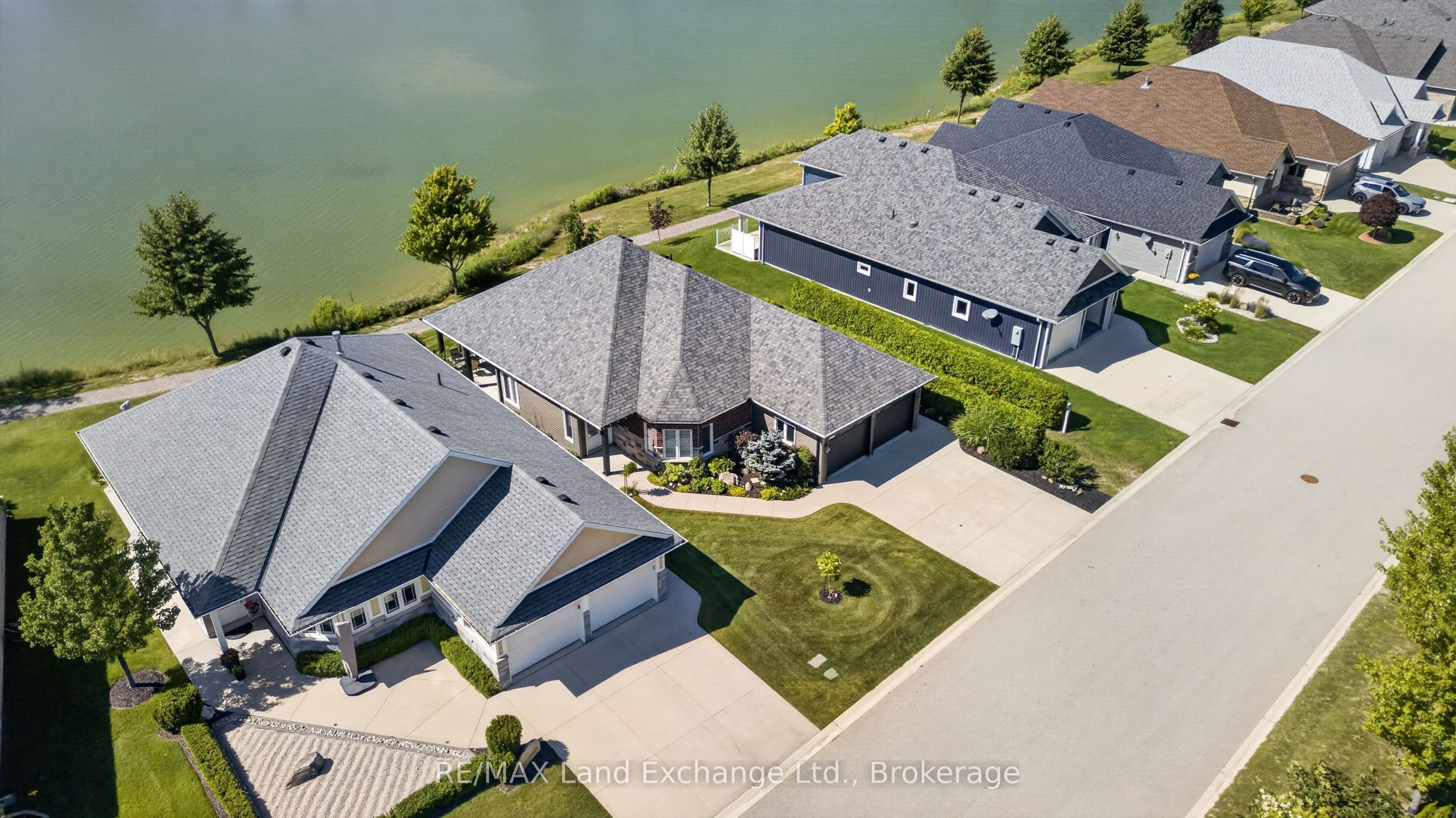 229 Carloway Trail Property Photo 3