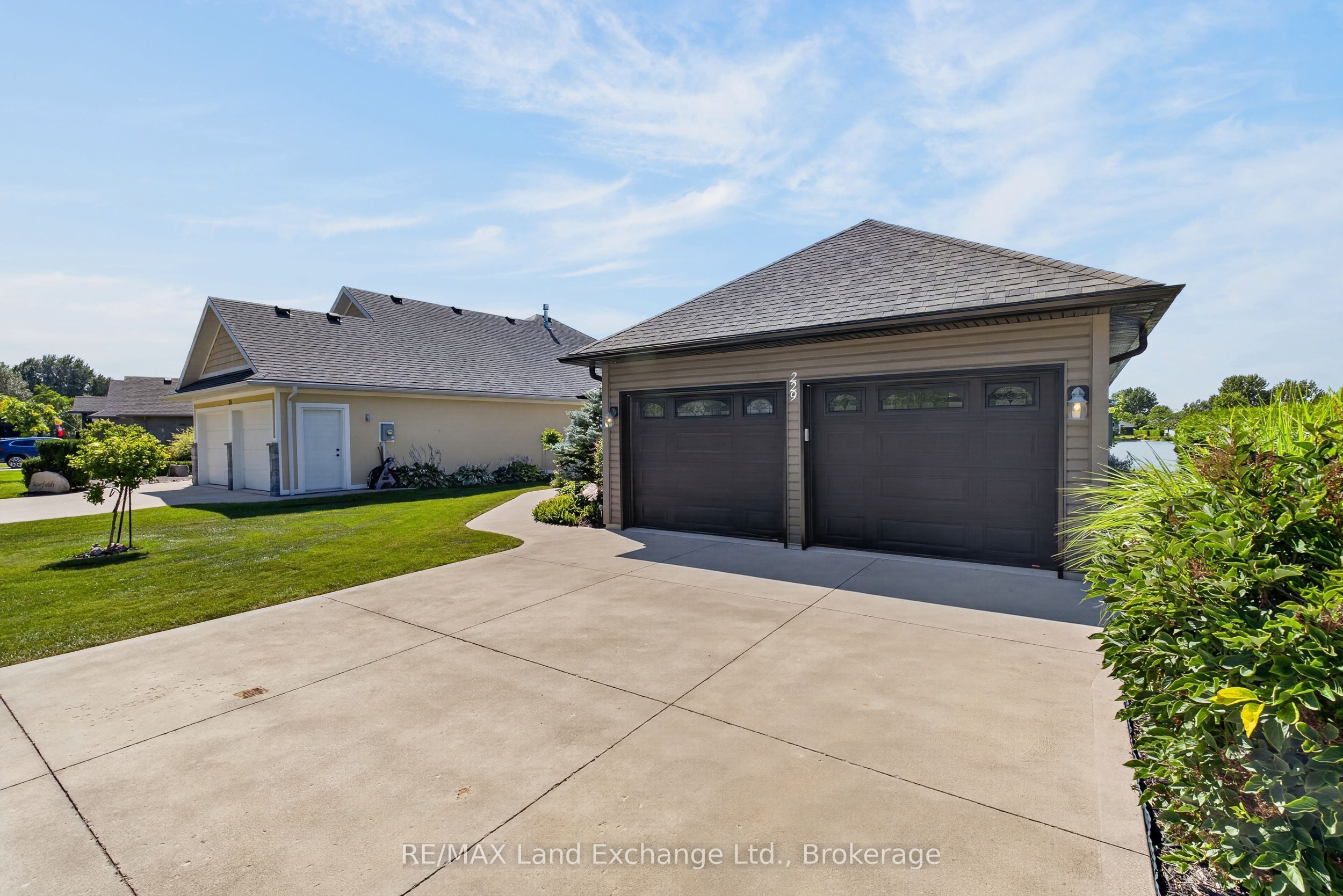 229 Carloway Trail Property Photo 5