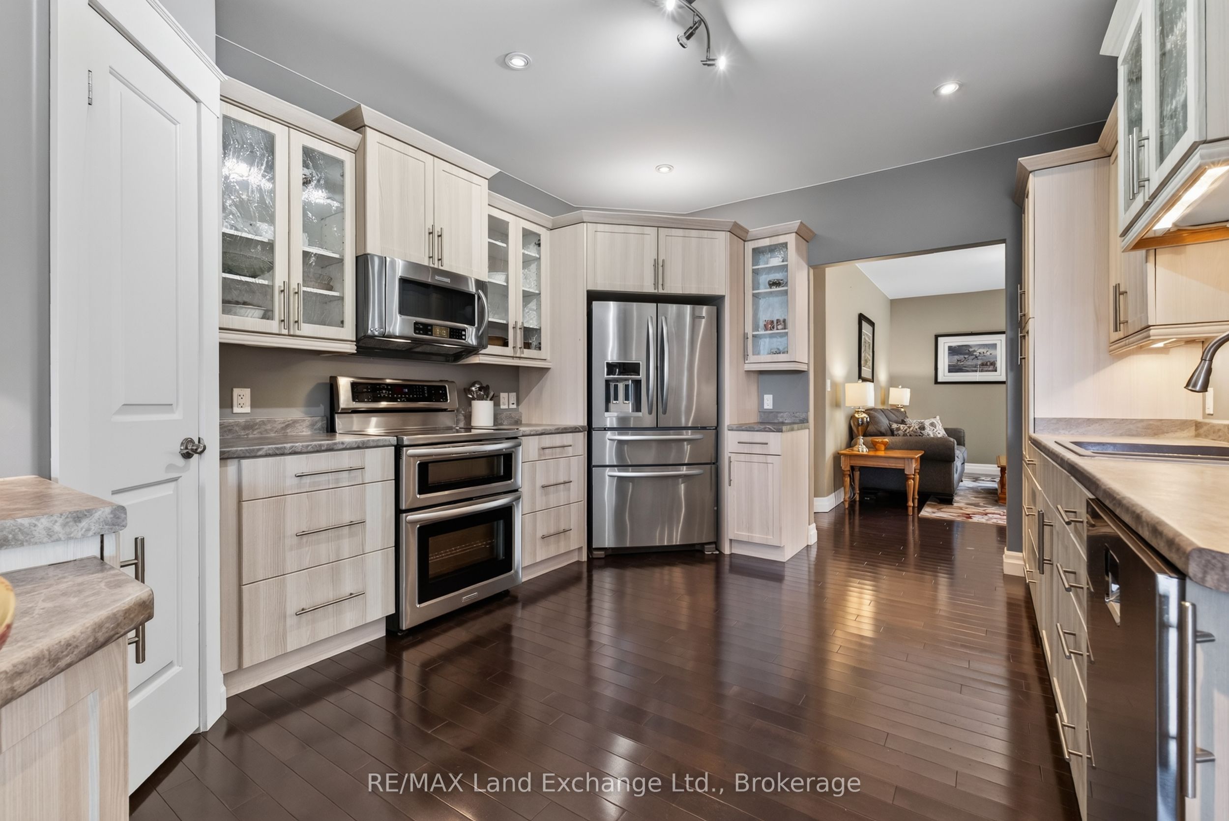 229 Carloway Trail Property Photo 12