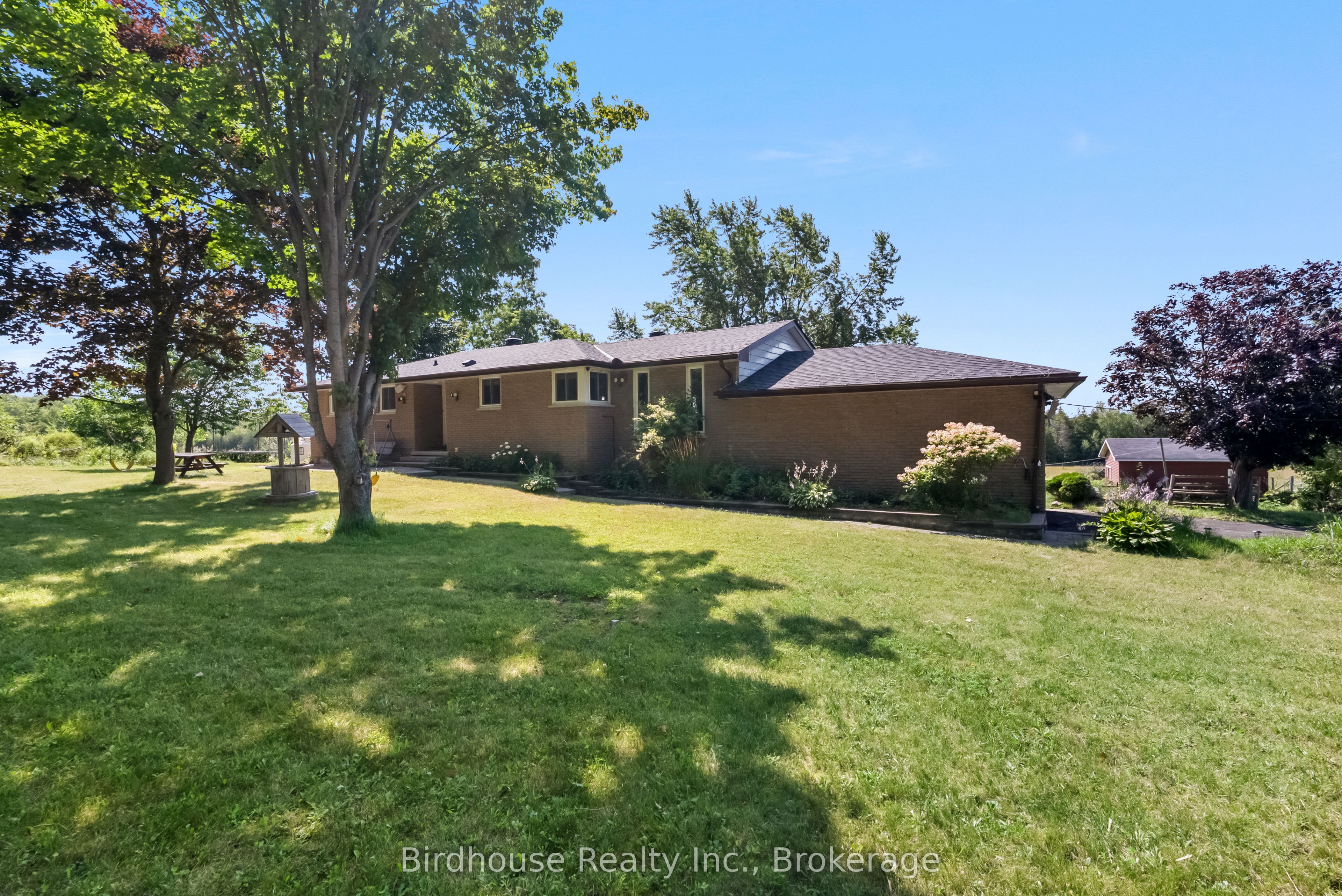 36 Sugar Bush Road Property Photo 2