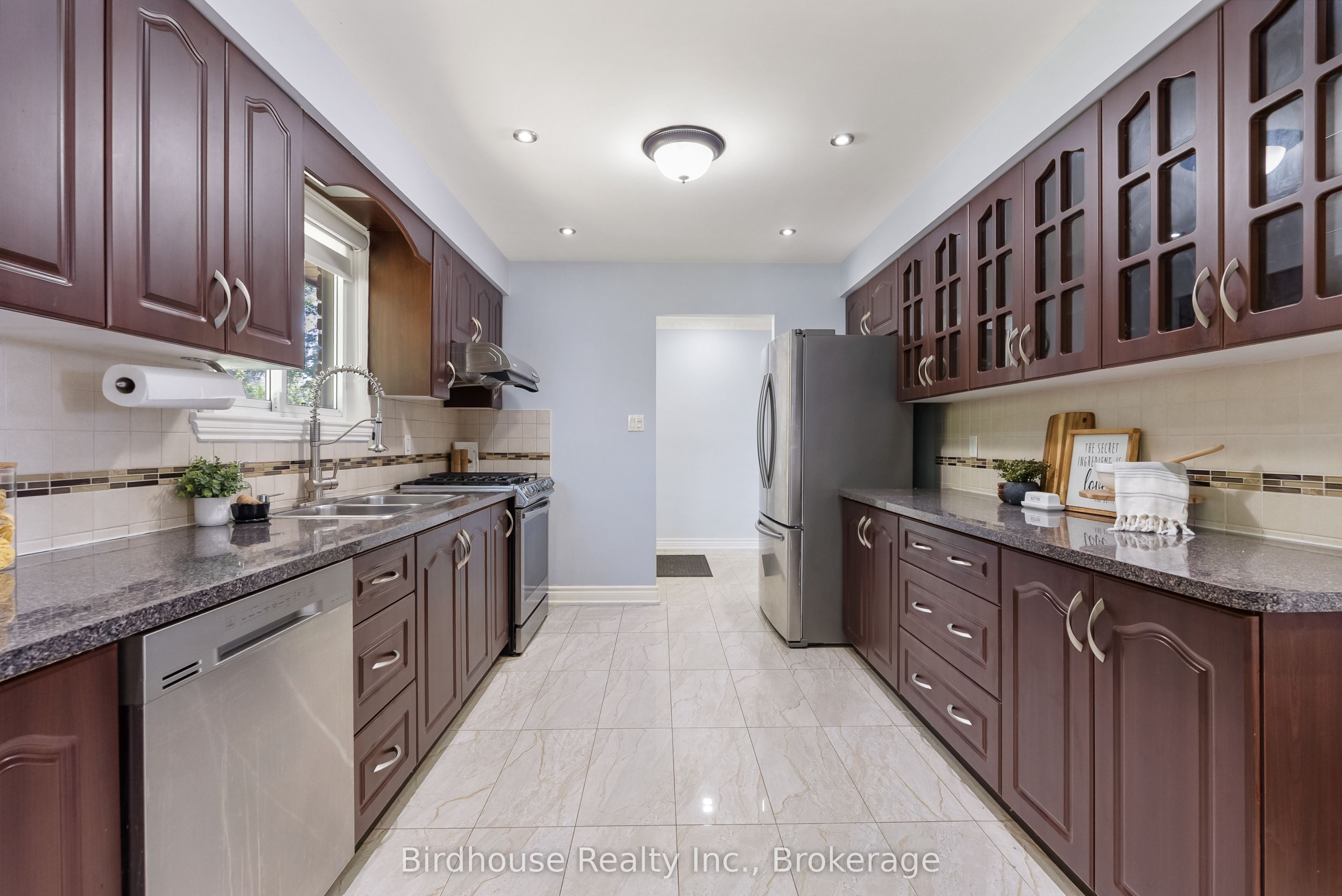 36 Sugar Bush Road Property Photo 12
