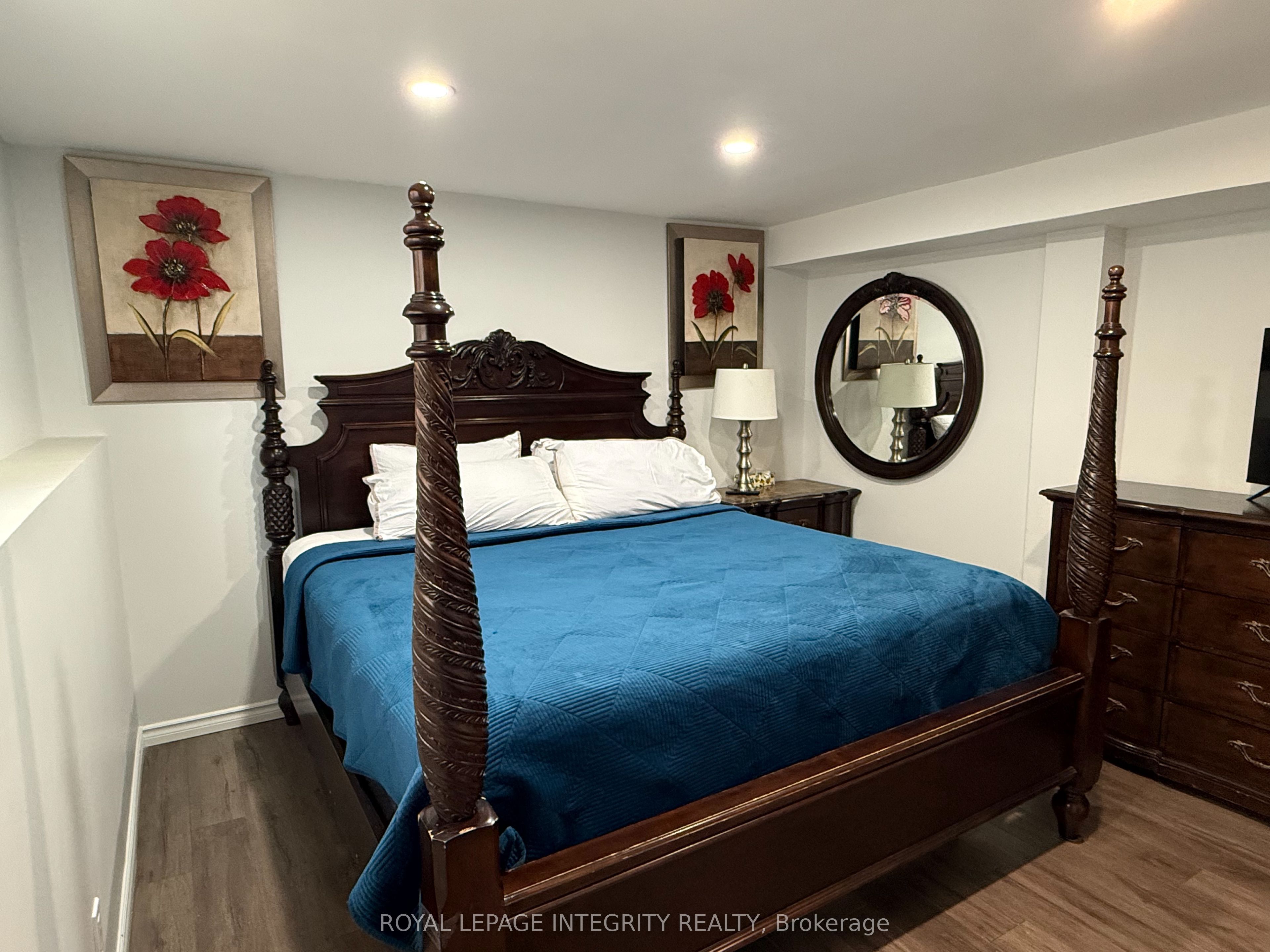 219 Lucinda Crescent Property Photo 9