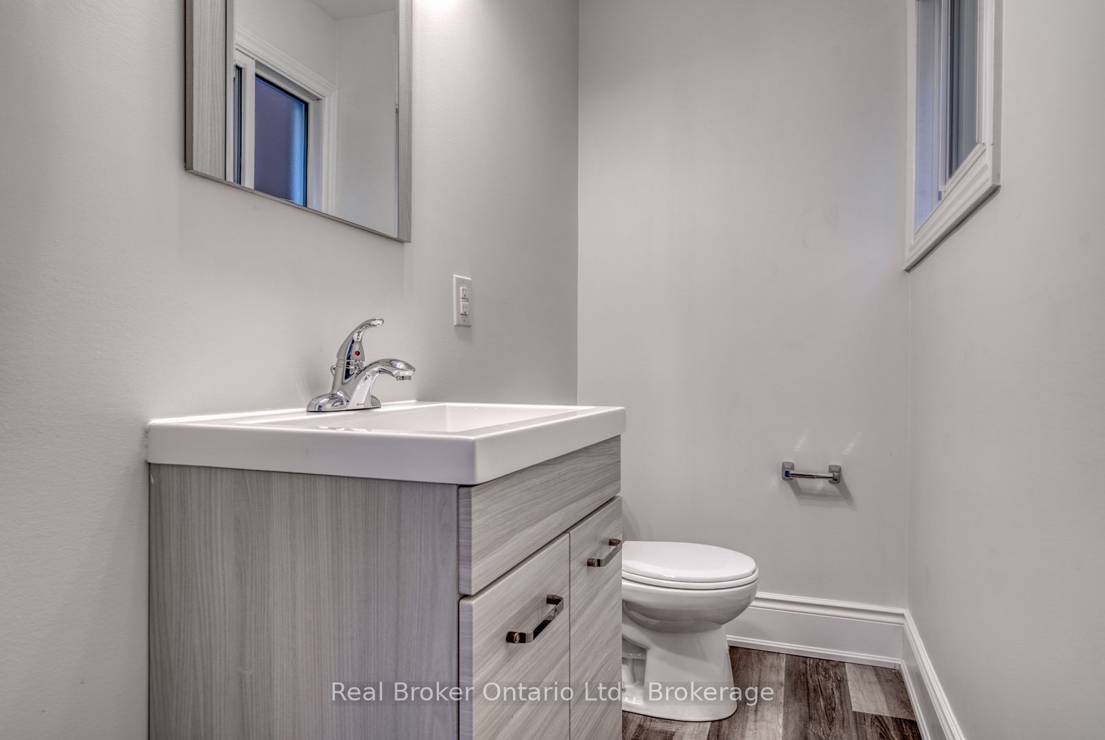 220 Caroline Street S 1 Property Photo 12