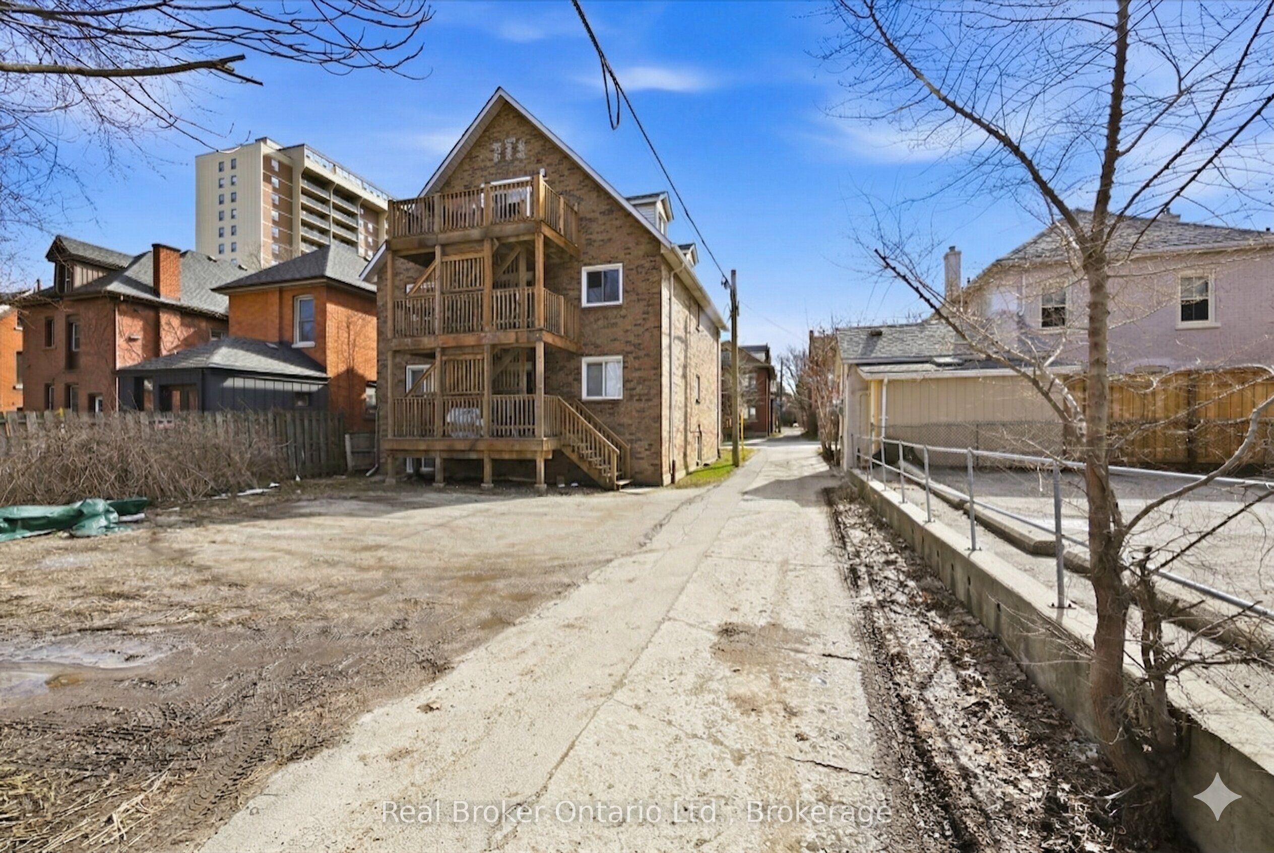 220 Caroline Street S 1 Property Photo 19