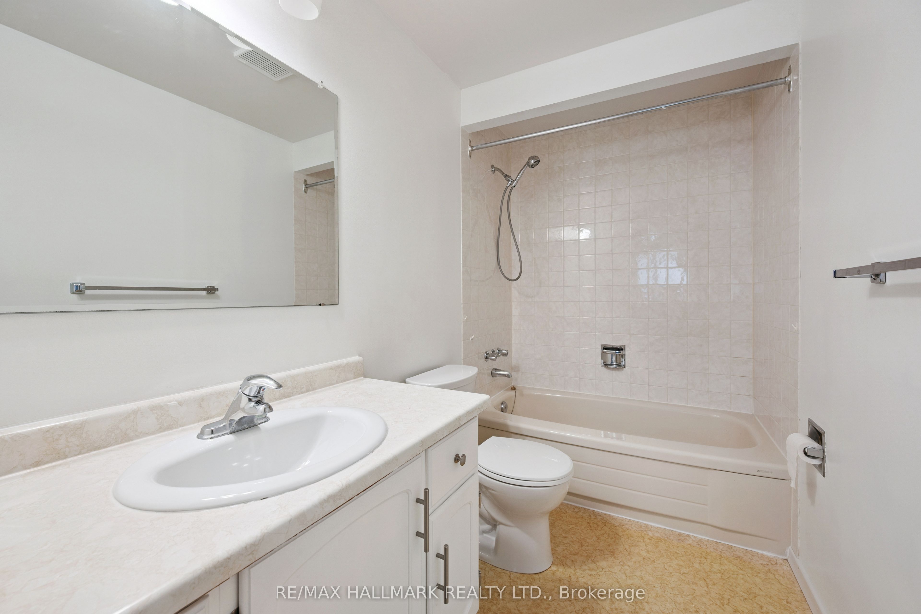 489 Beechwood Drive 1 Property Photo 17