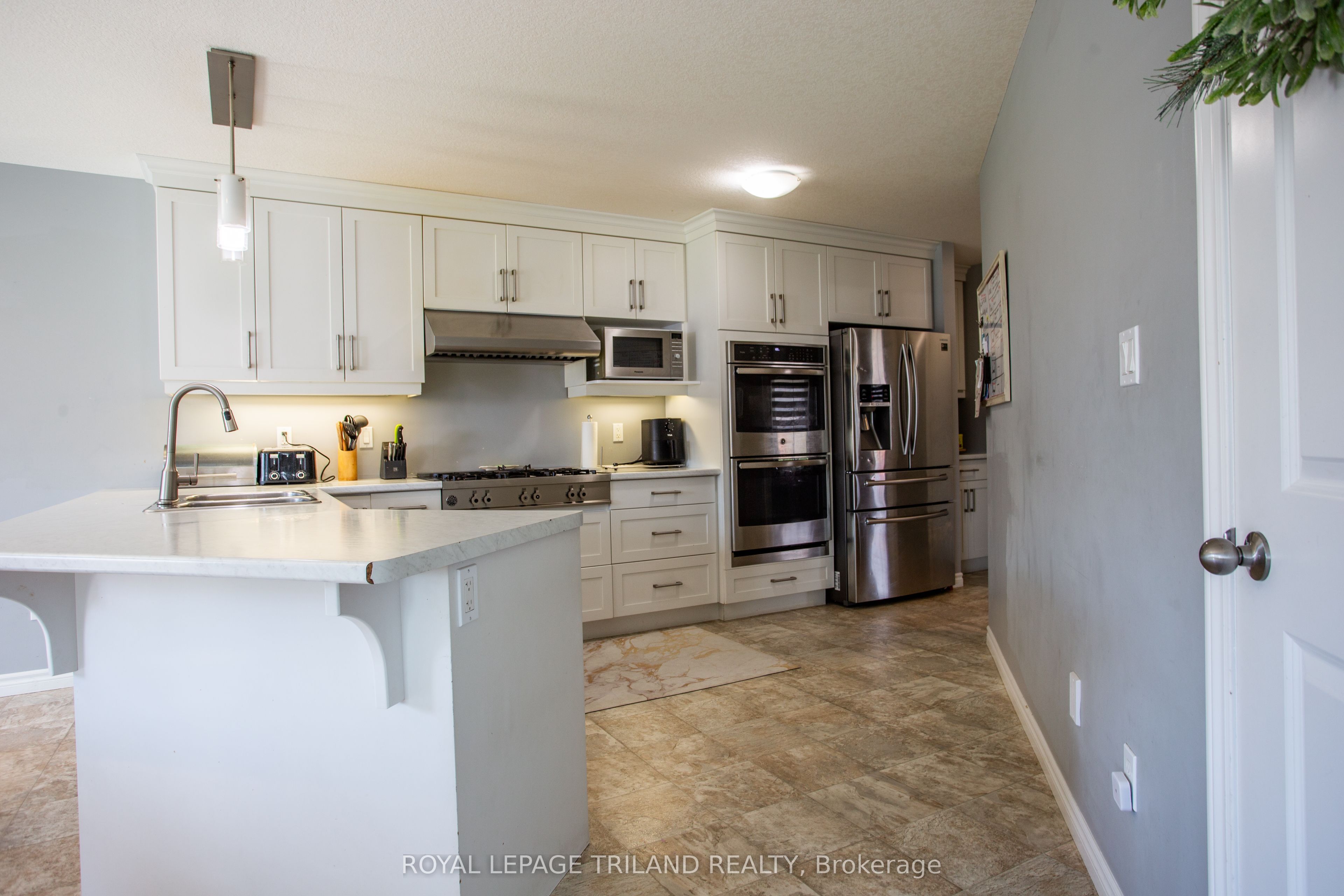 1 Acorn Trail Property Photo 13