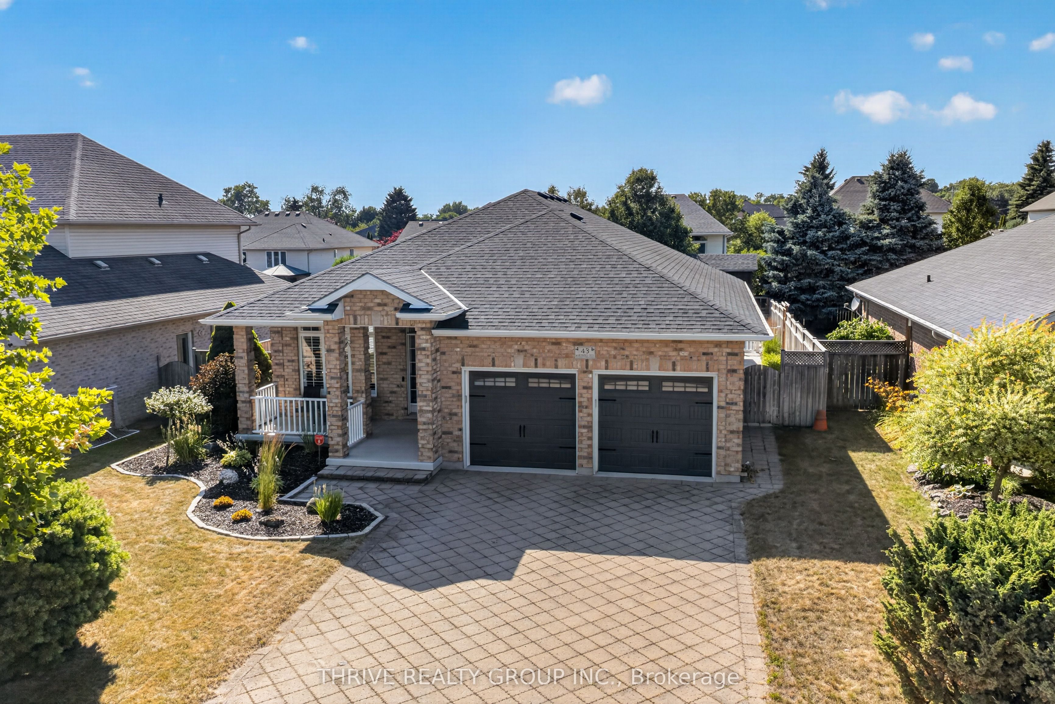 43 Mapleridge Crescent Property Photo 1