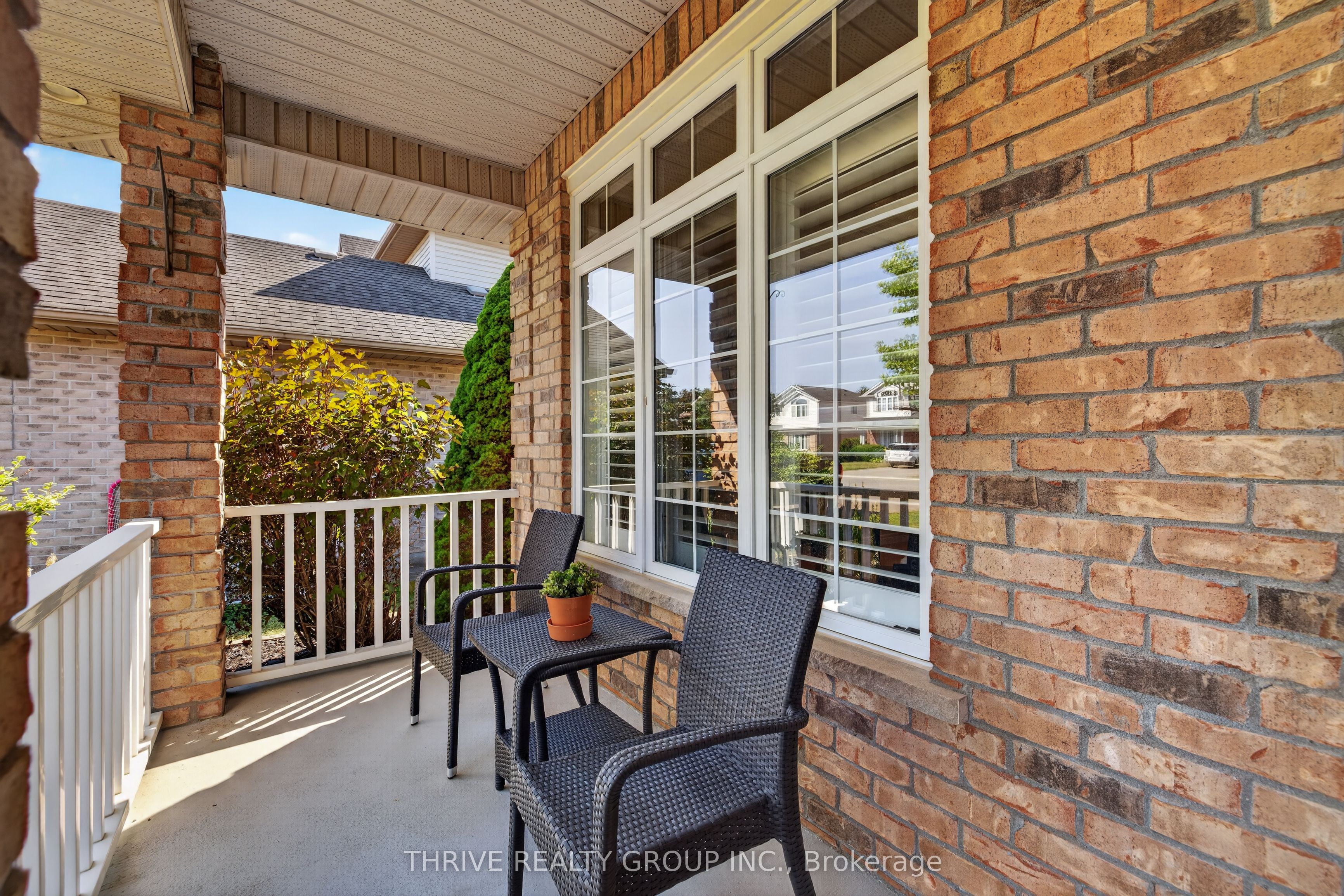 43 Mapleridge Crescent Property Photo 4
