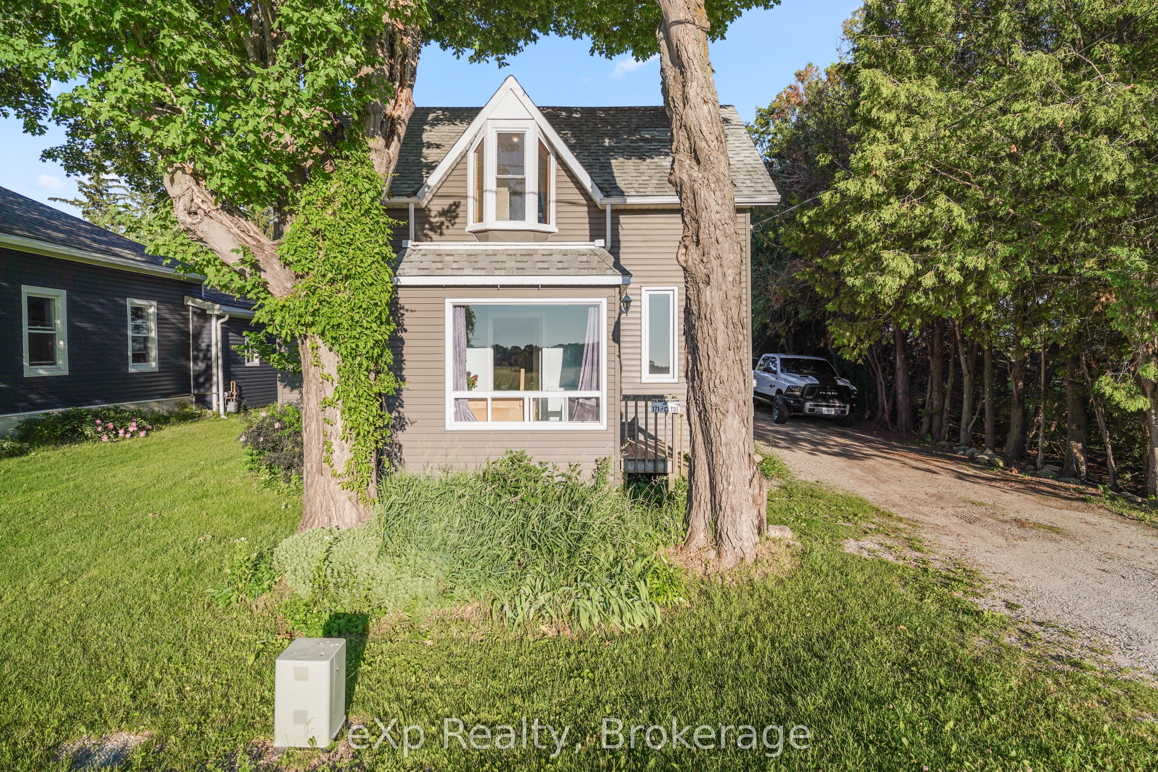 171 Clyde Line Property Photo 3