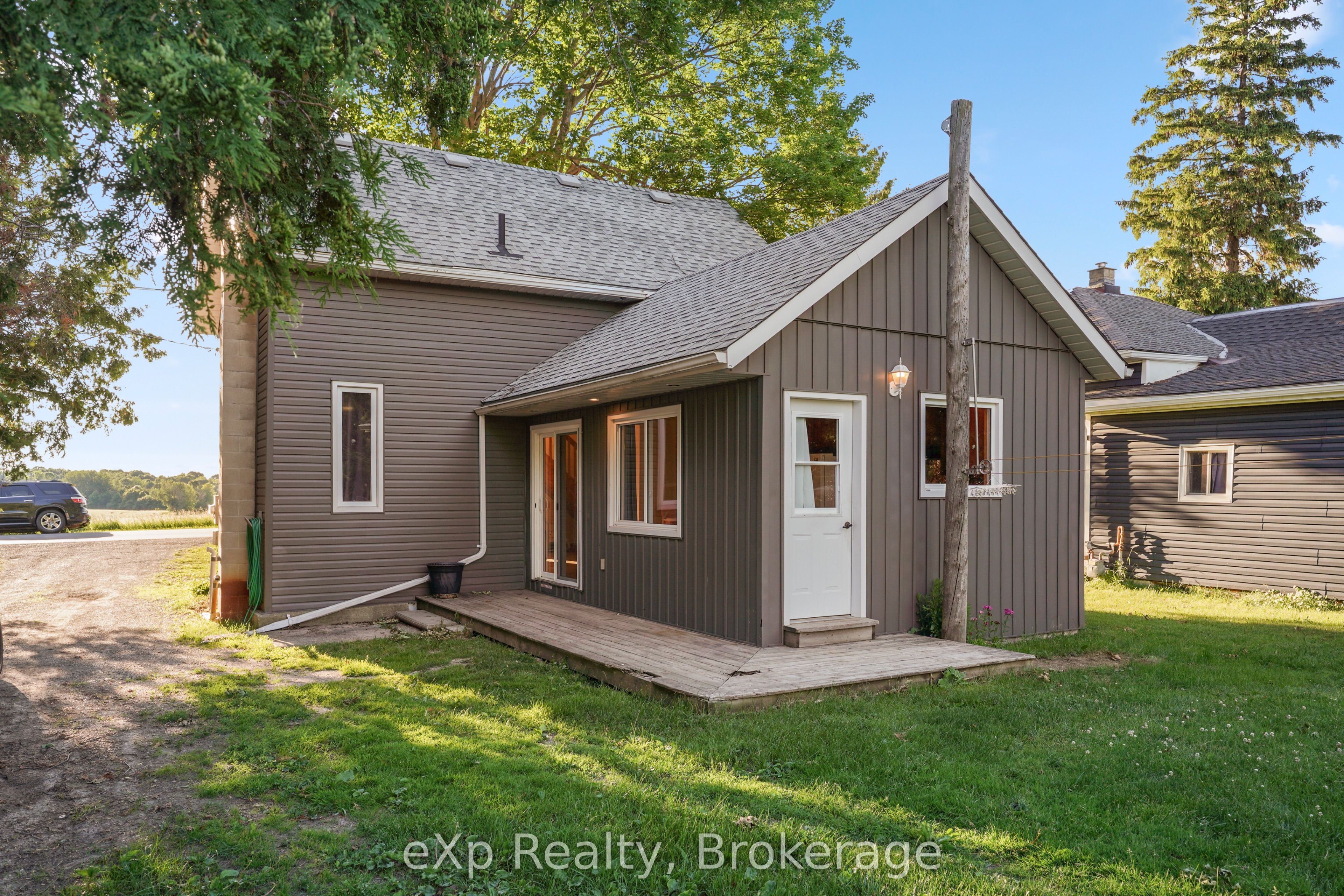 171 Clyde Line Property Photo 8
