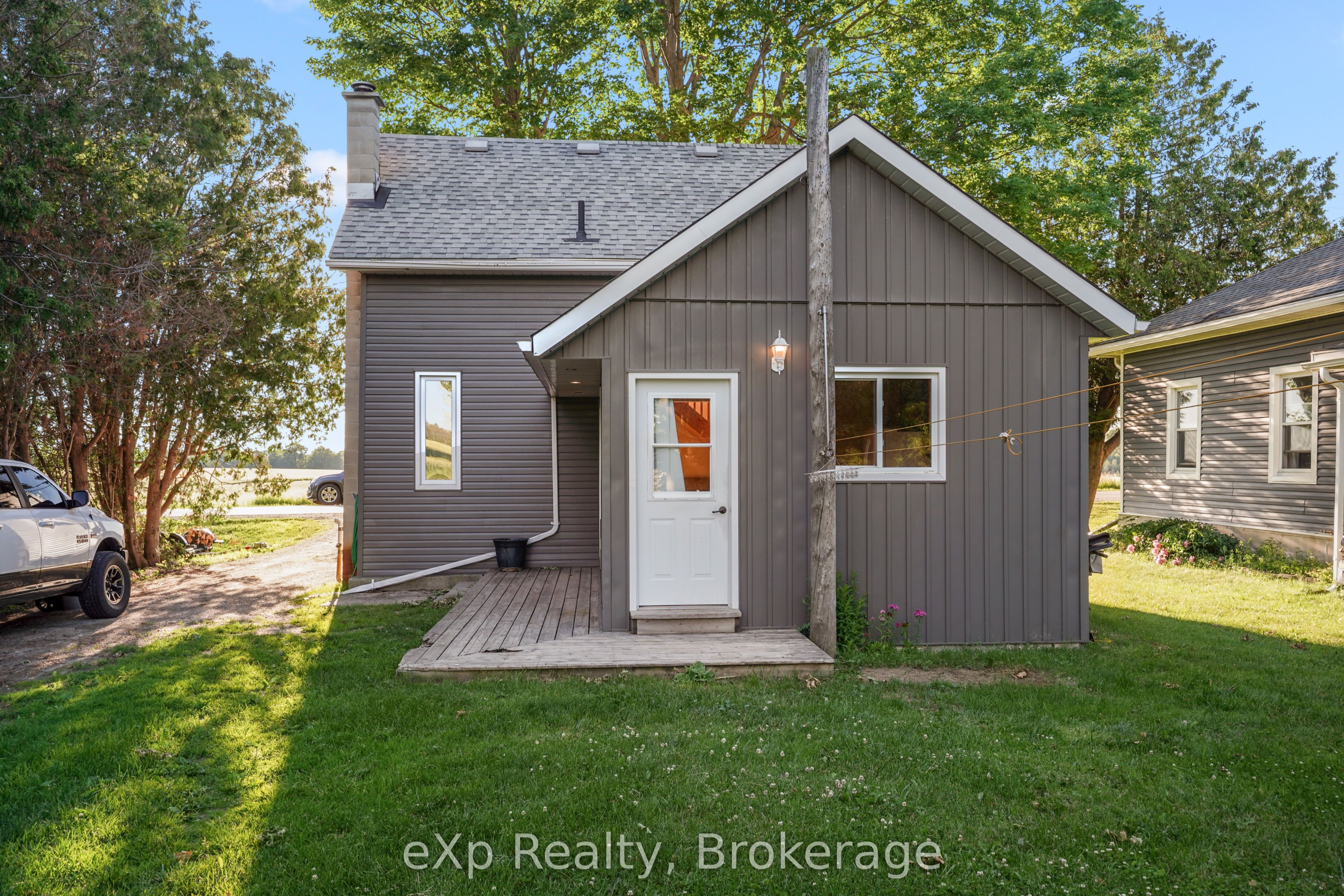 171 Clyde Line Property Photo 9