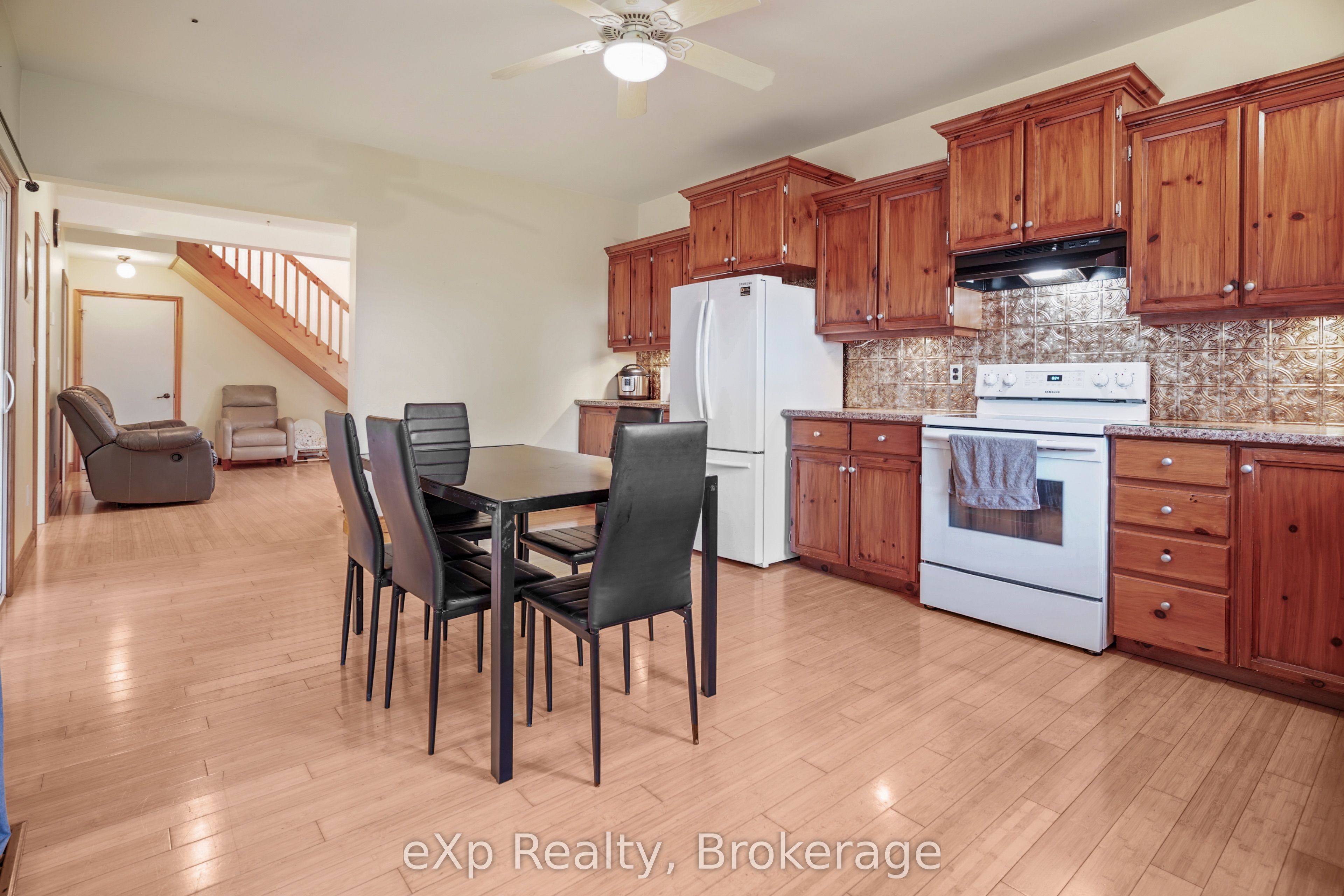 171 Clyde Line Property Photo 17