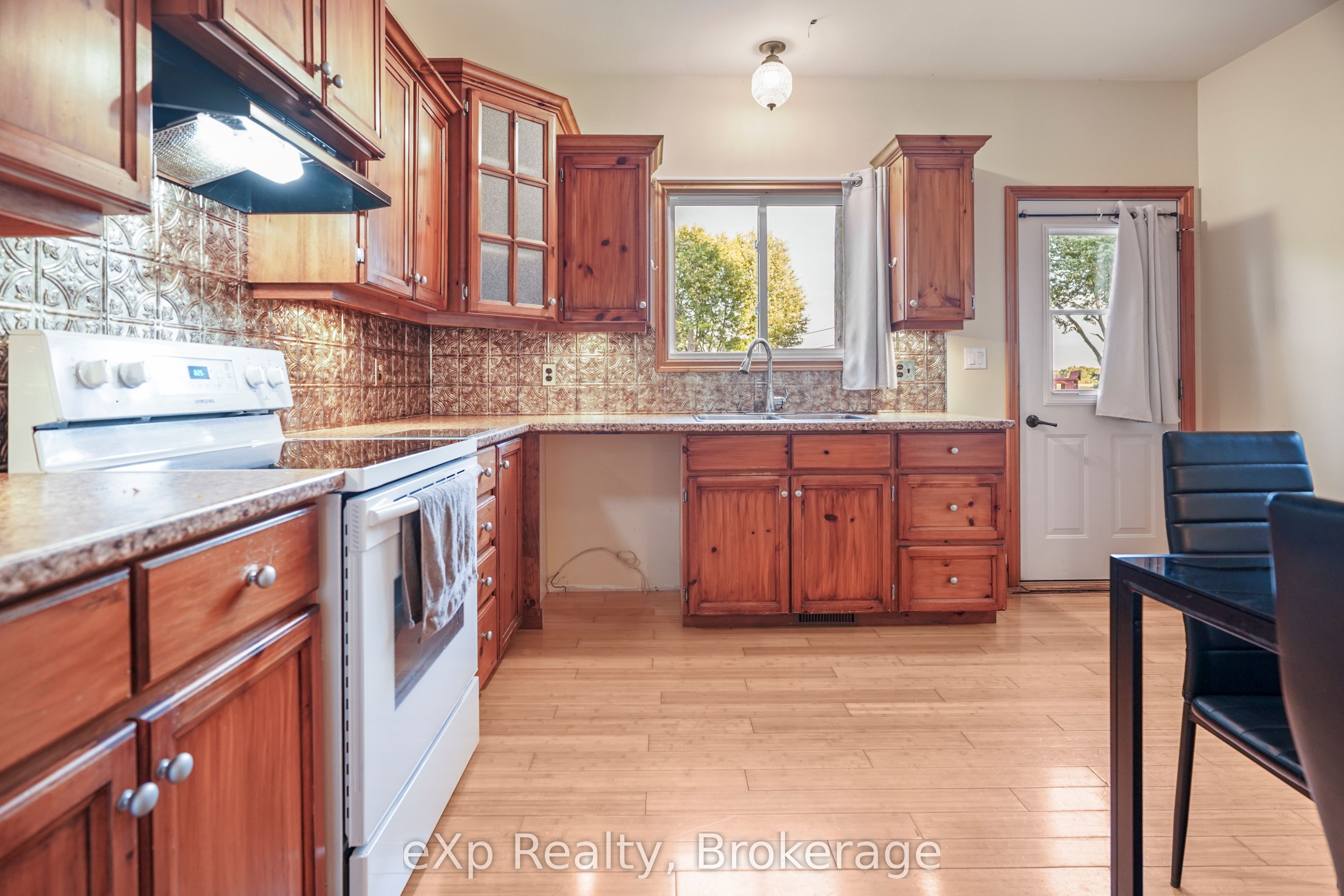 171 Clyde Line Property Photo 19